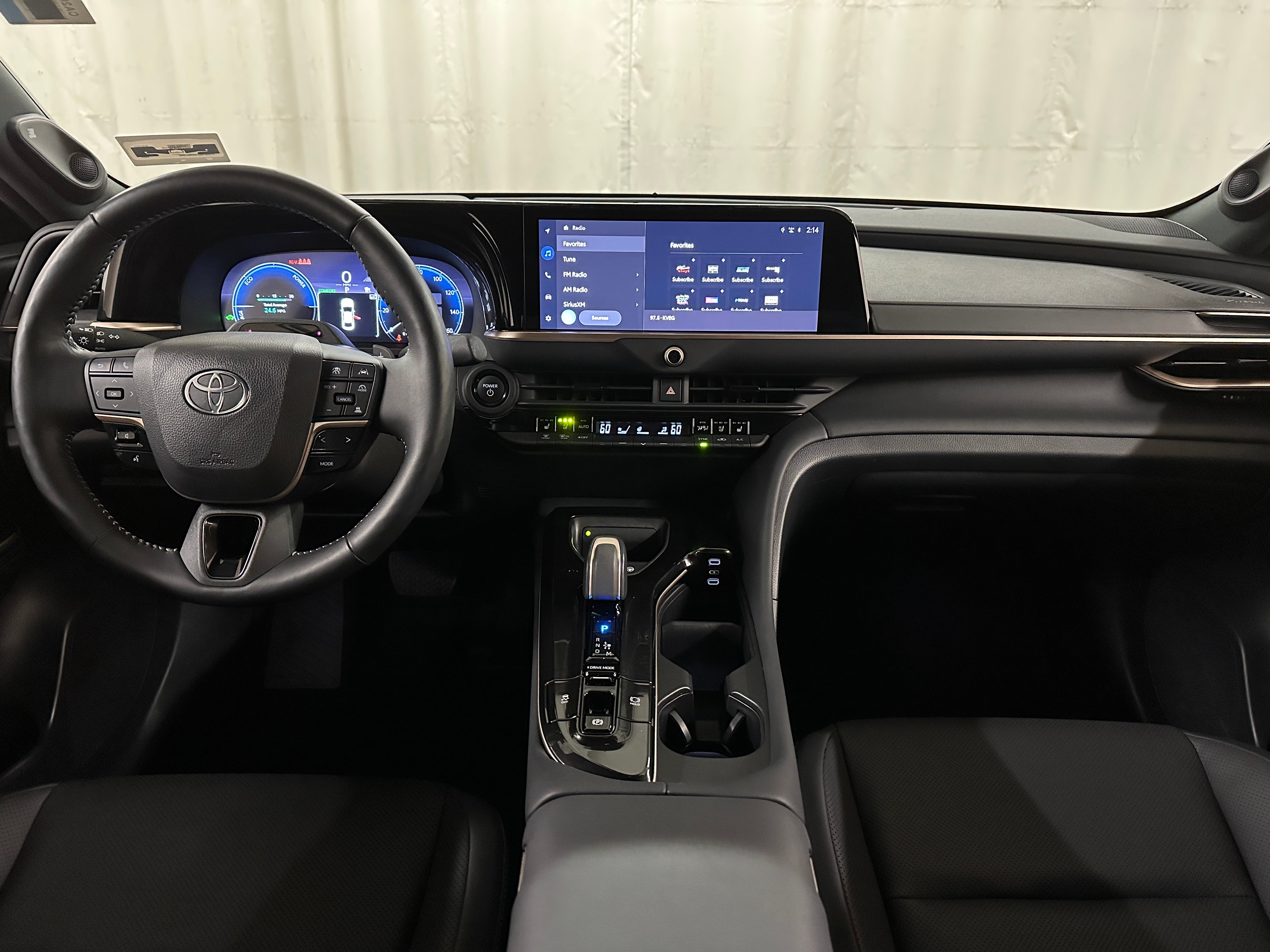 2024 Toyota Crown Platinum 2