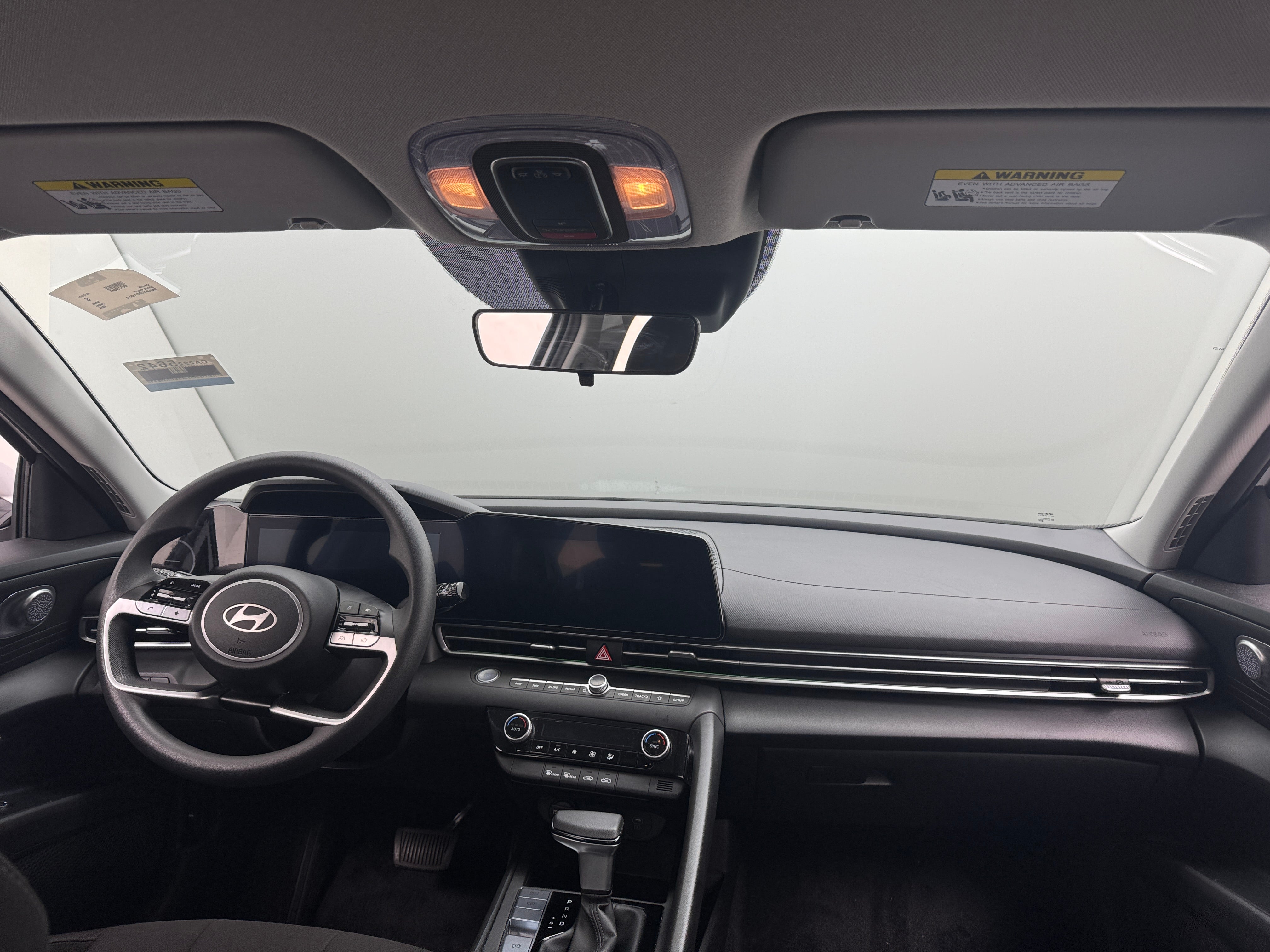 2024 Hyundai Elantra Blue 3