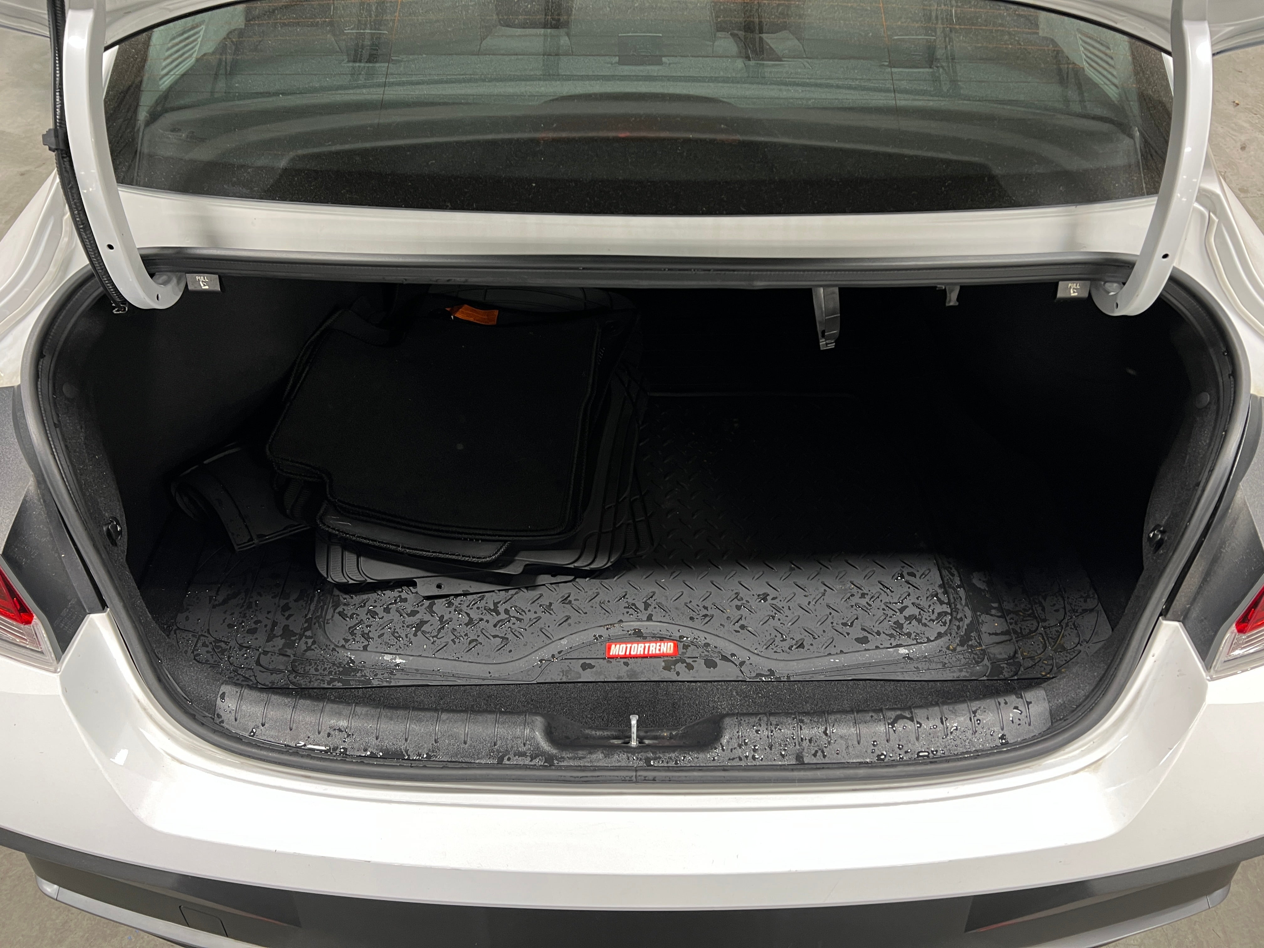2024 Hyundai Elantra Blue 7