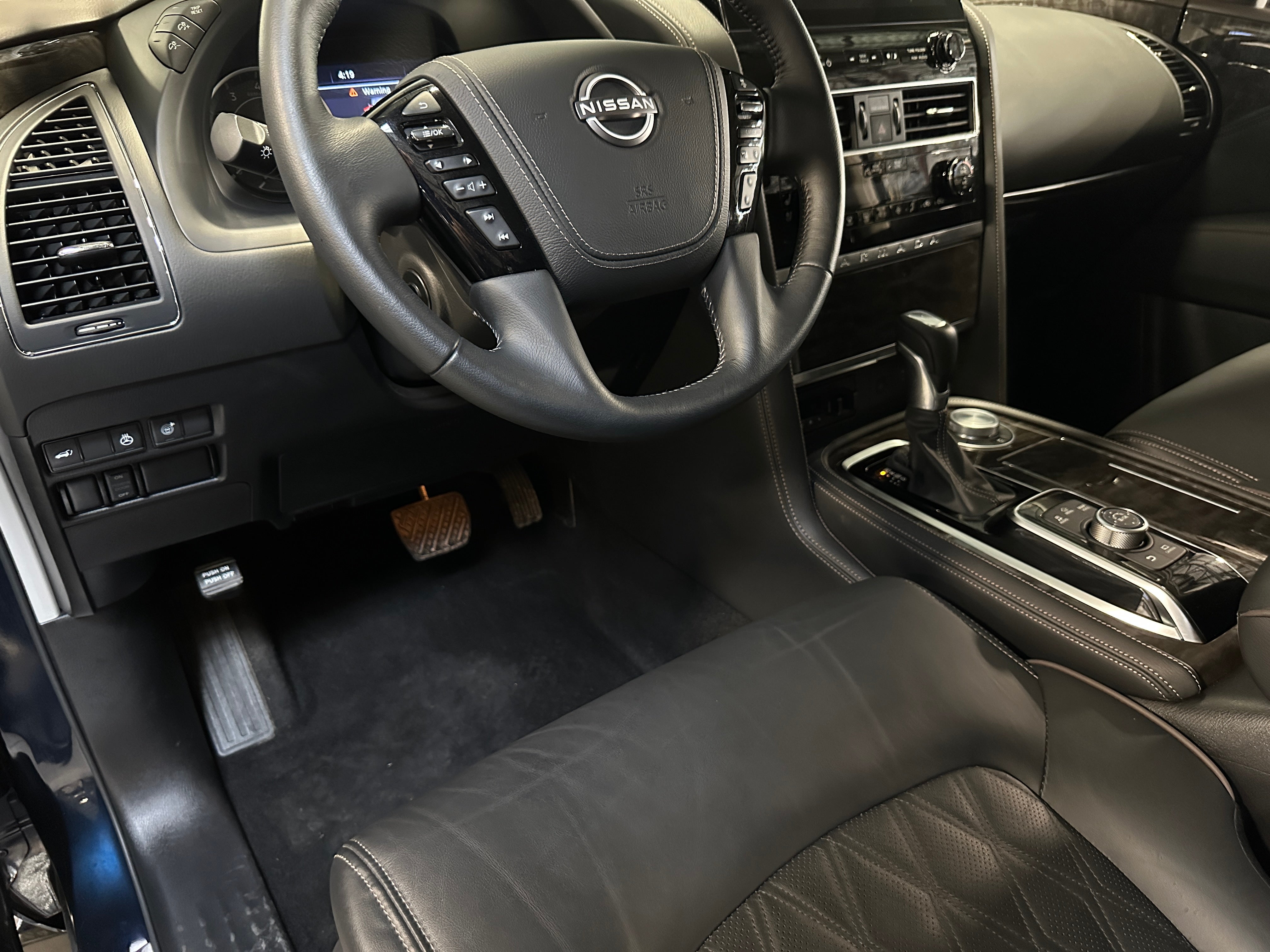2024 Nissan Armada Platinum Edition 2