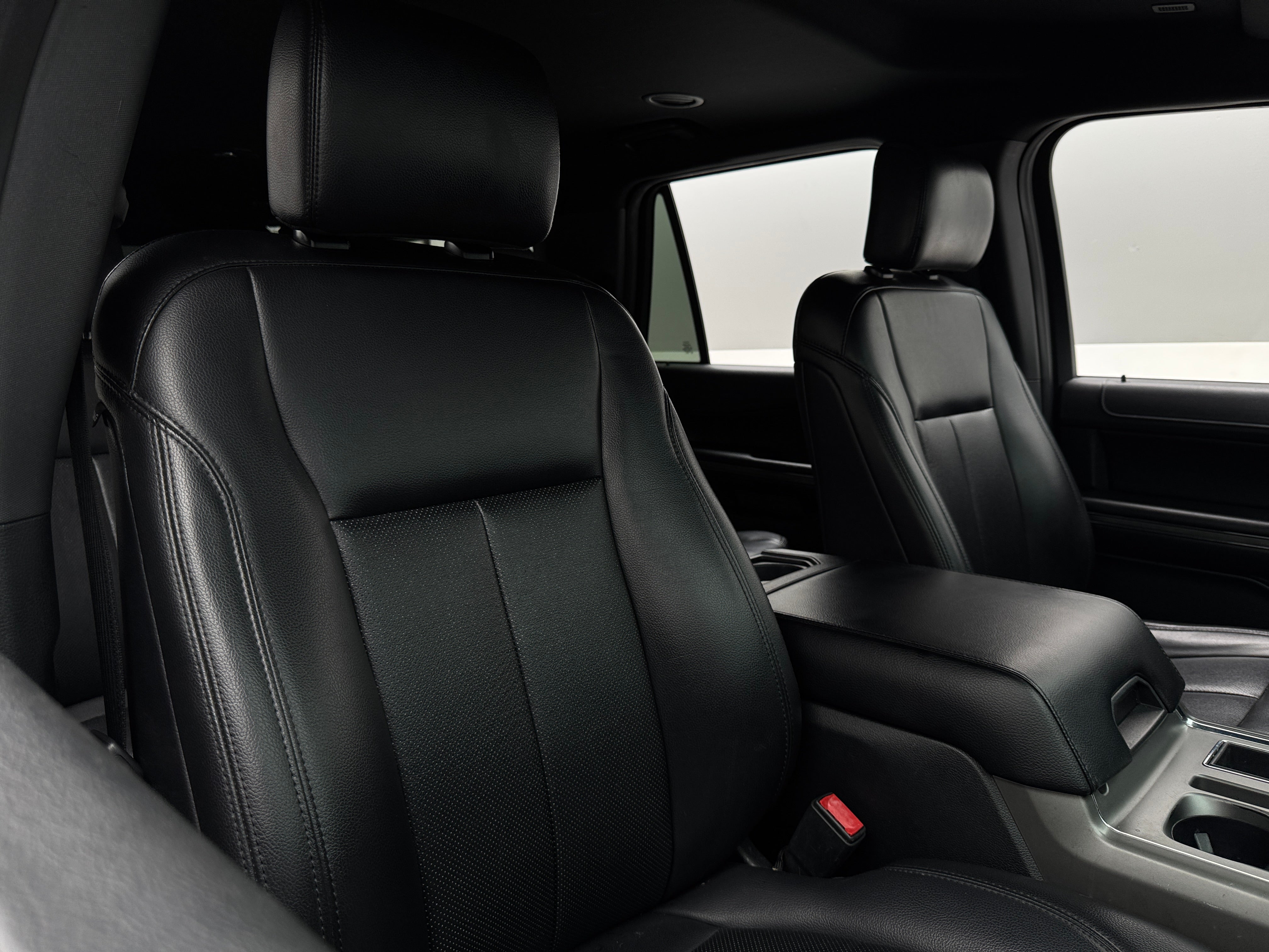 2019 Ford Expedition MAX XLT 2
