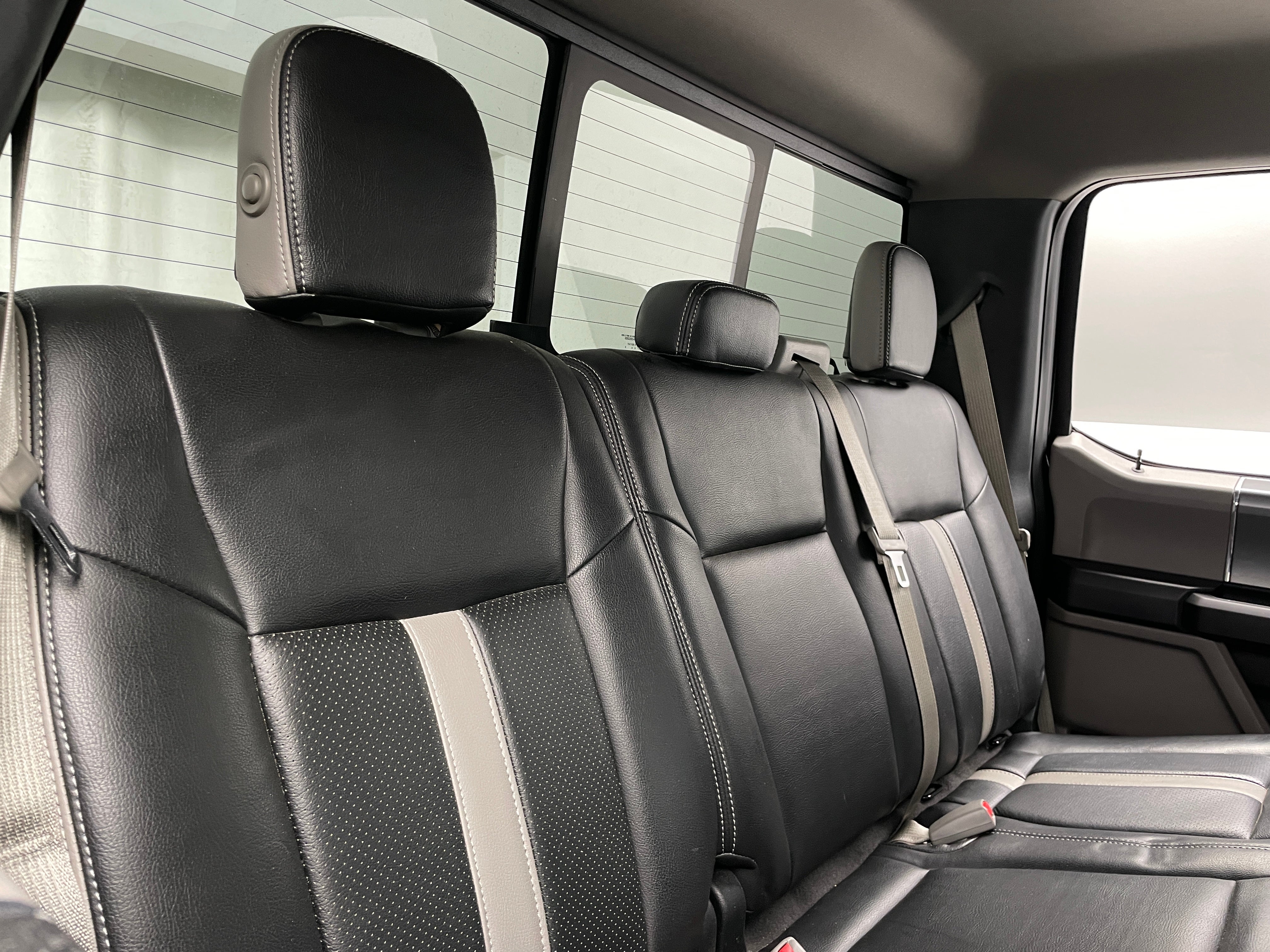 2017 Ford Econoline E-150 6