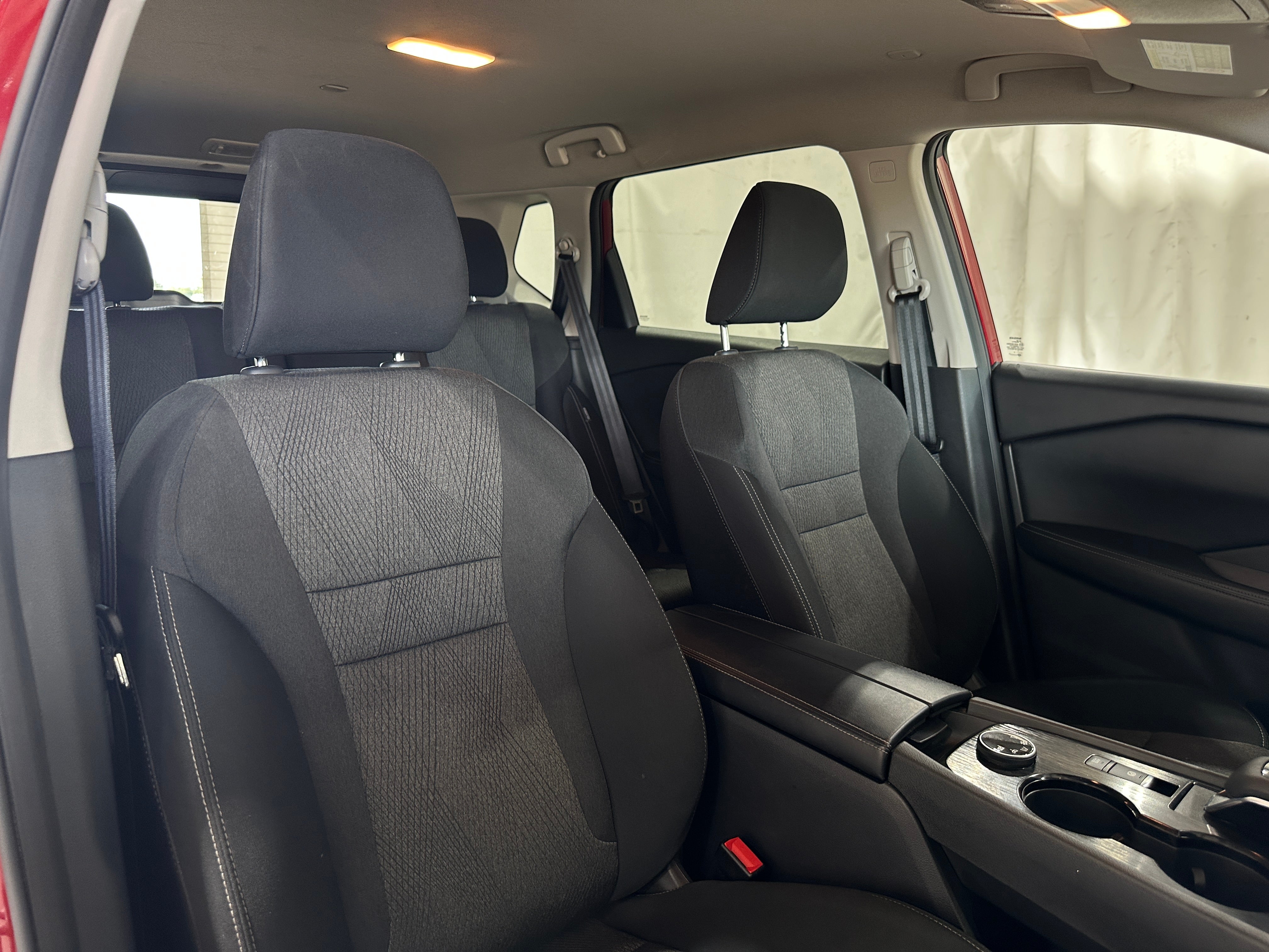 2024 Nissan Rogue SV 2