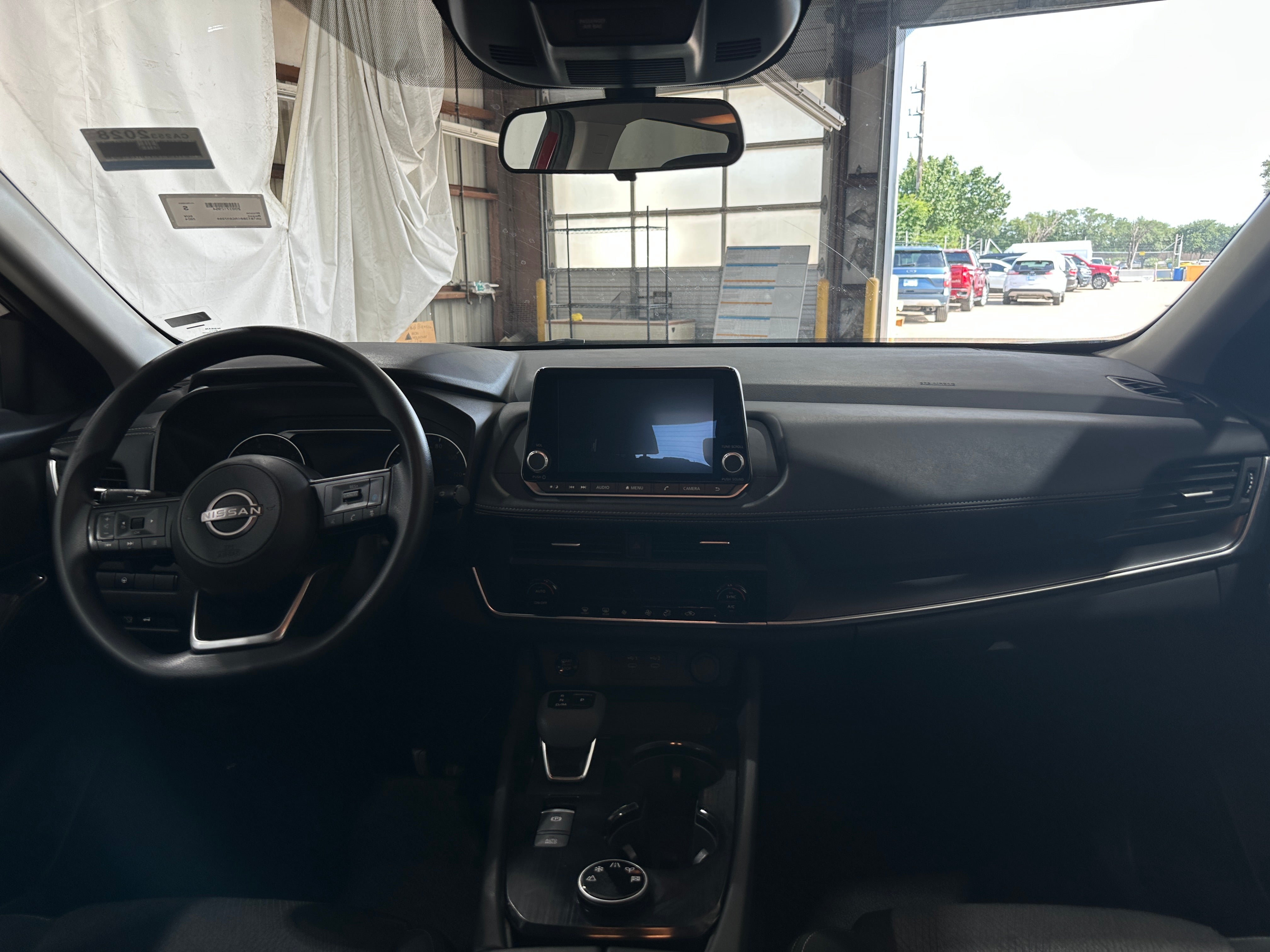 2024 Nissan Rogue SV 3