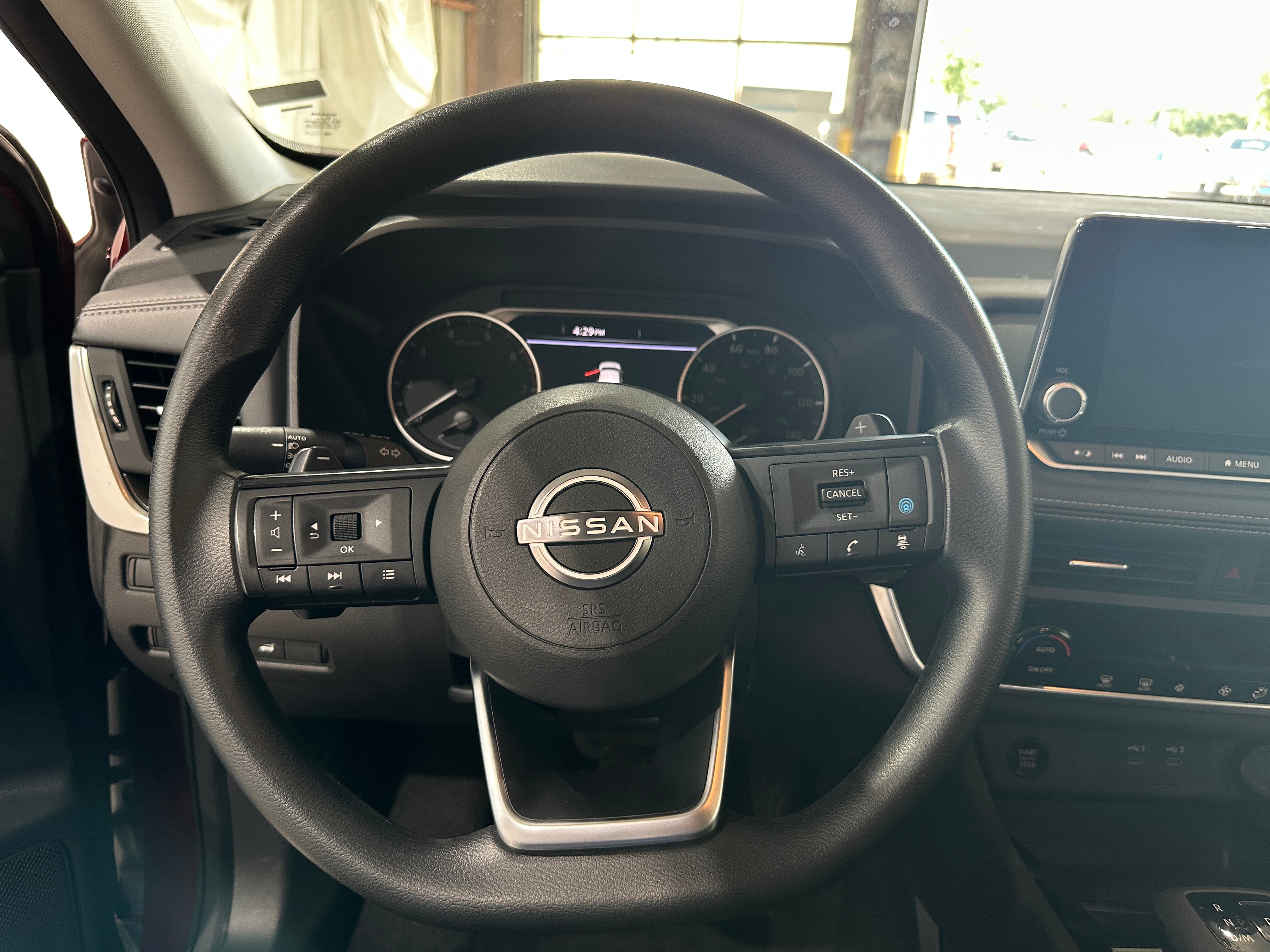 2024 Nissan Rogue SV 5