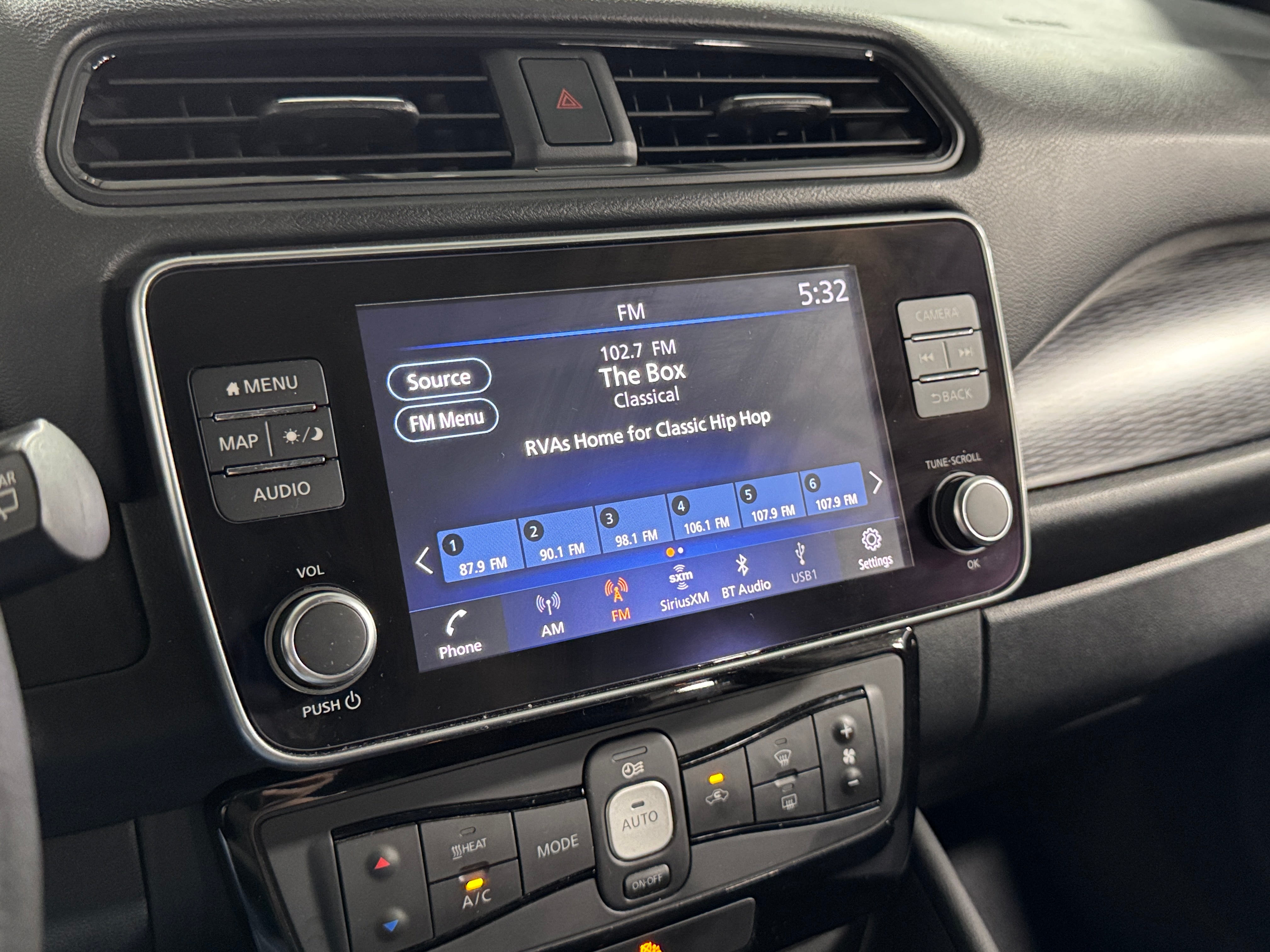 2023 Nissan Leaf SV Plus 4