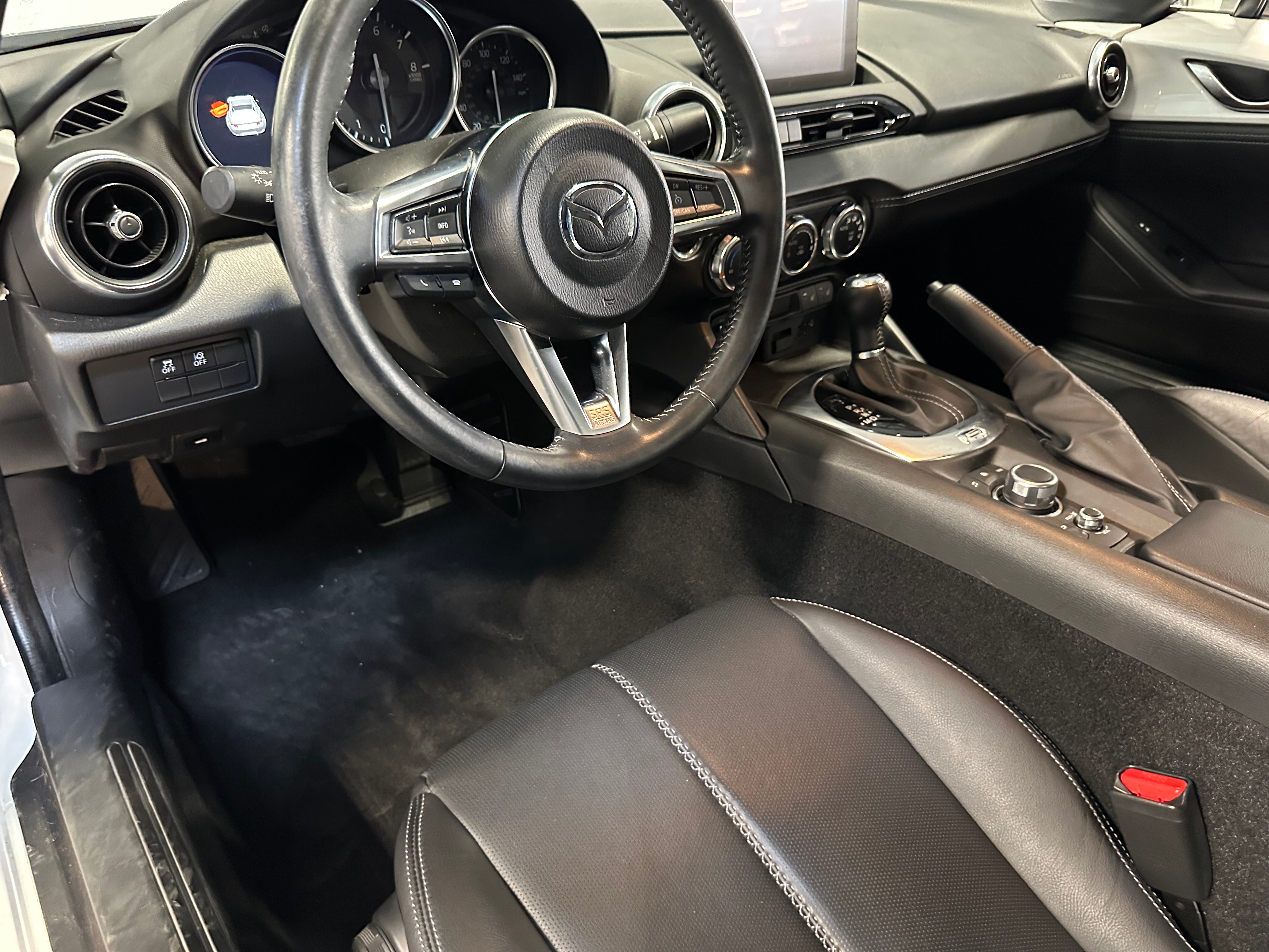 2022 Mazda MX-5 Miata Grand Touring 2