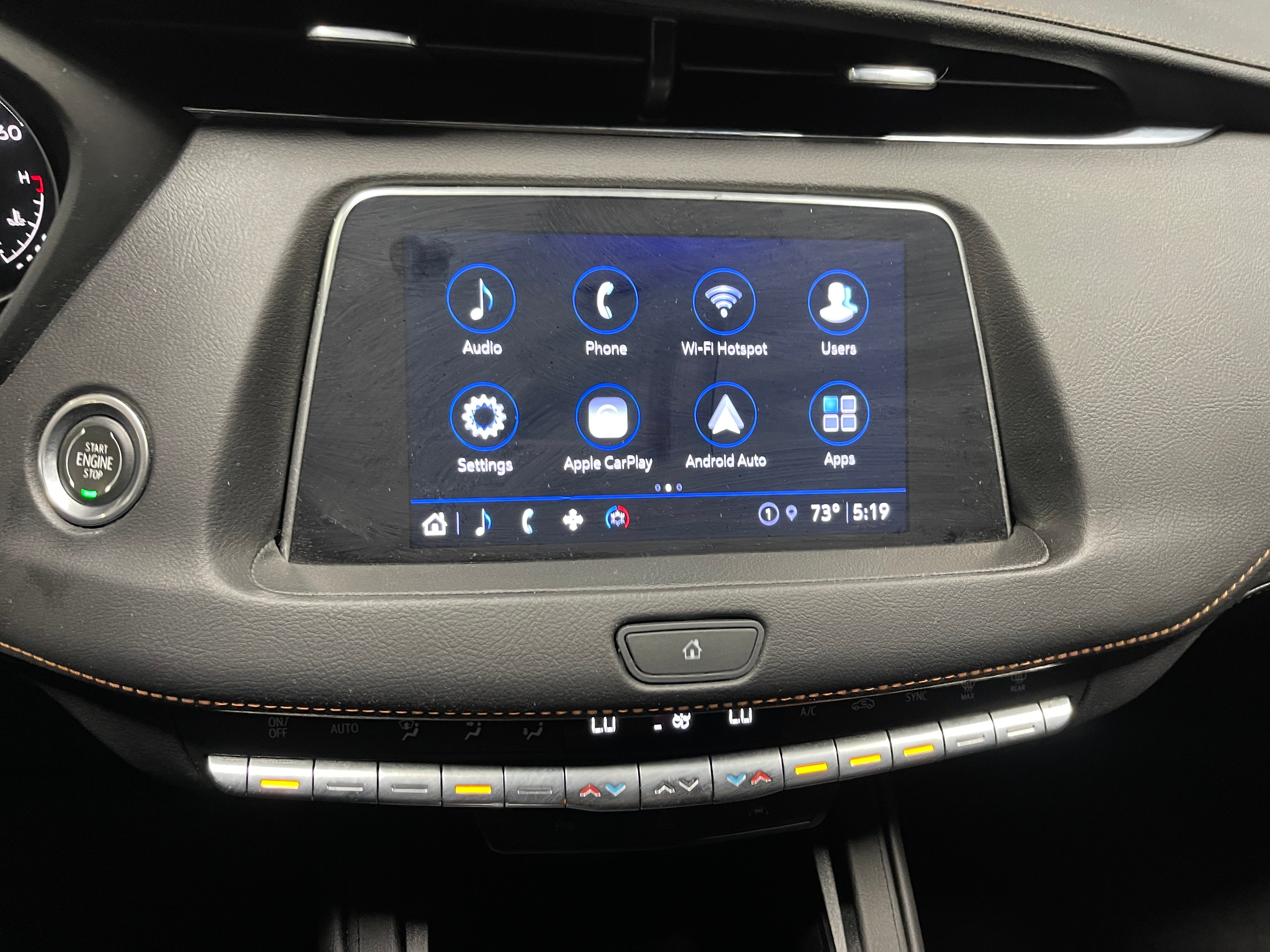 2023 Cadillac XT4 Sport 3