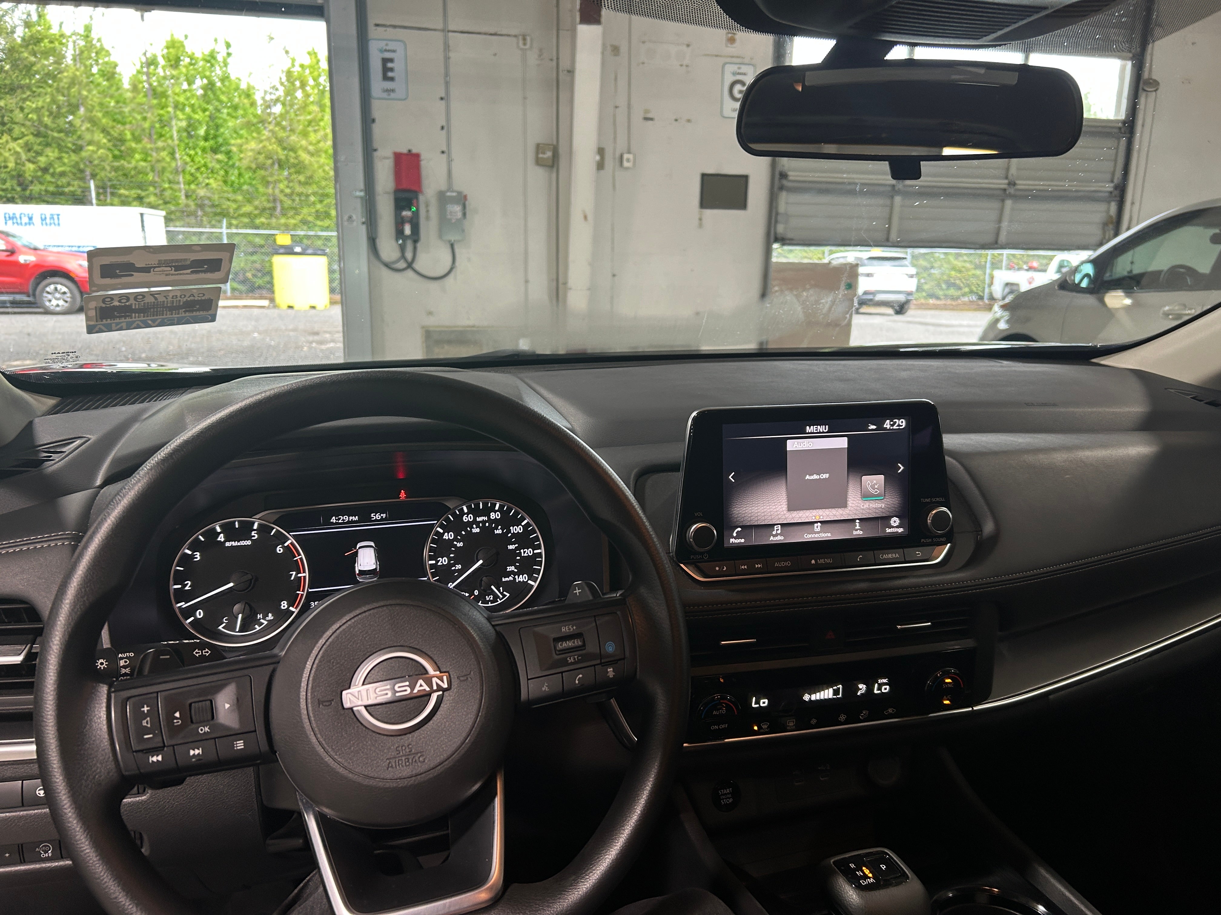 2024 Nissan Rogue SV 3