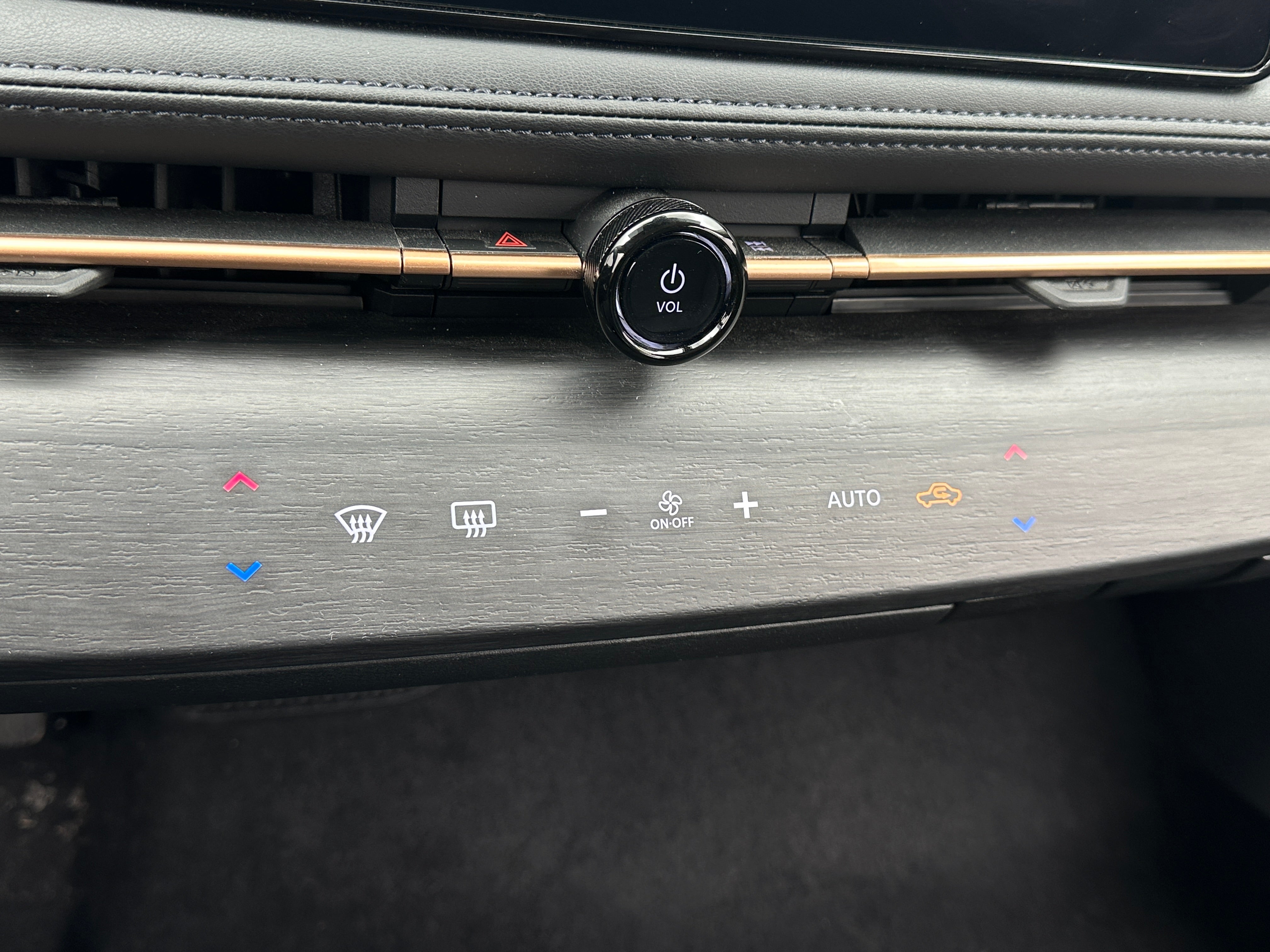 2023 Nissan Ariya Engage+ 3