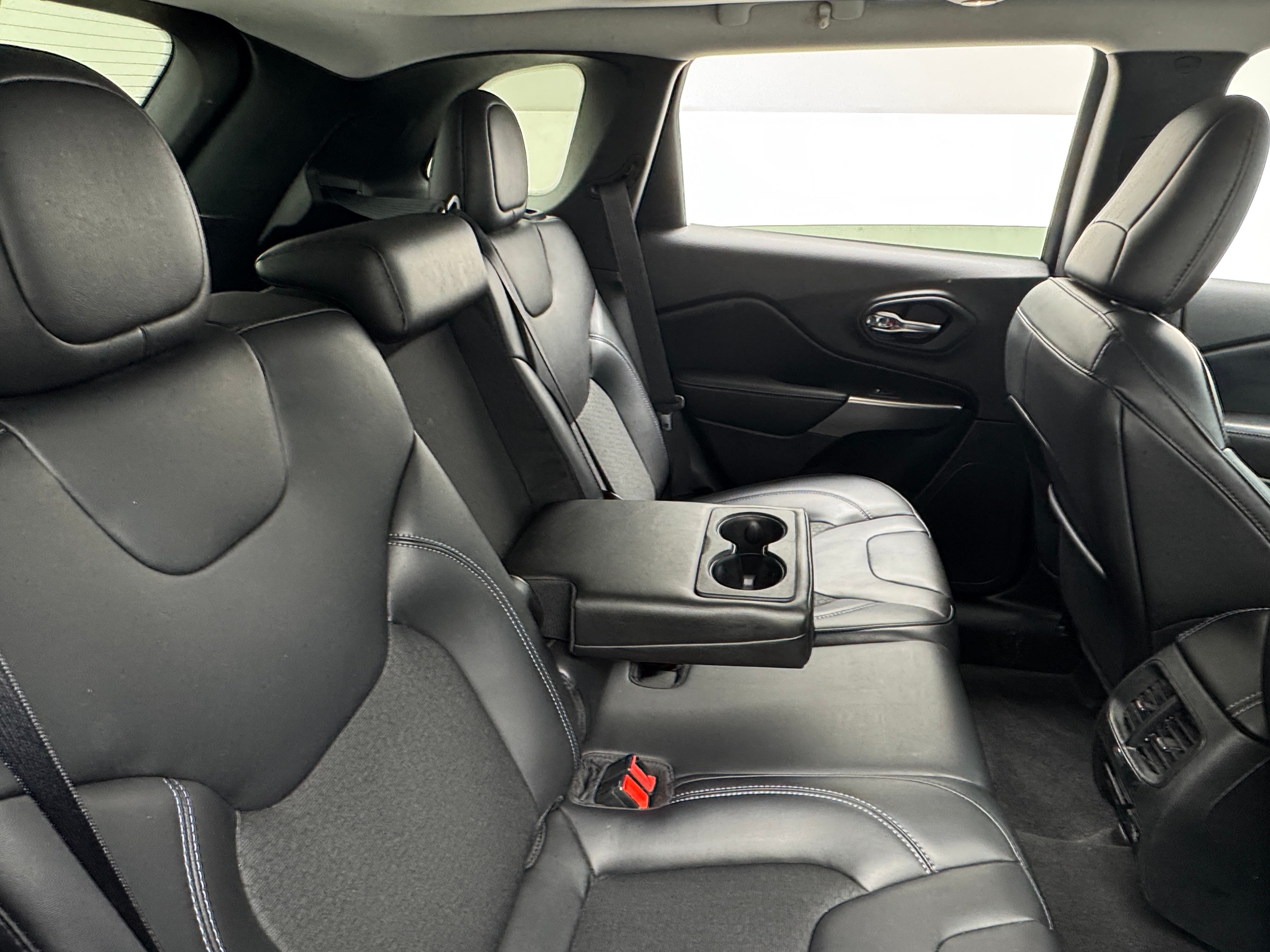 2020 Jeep Cherokee Latitude 6