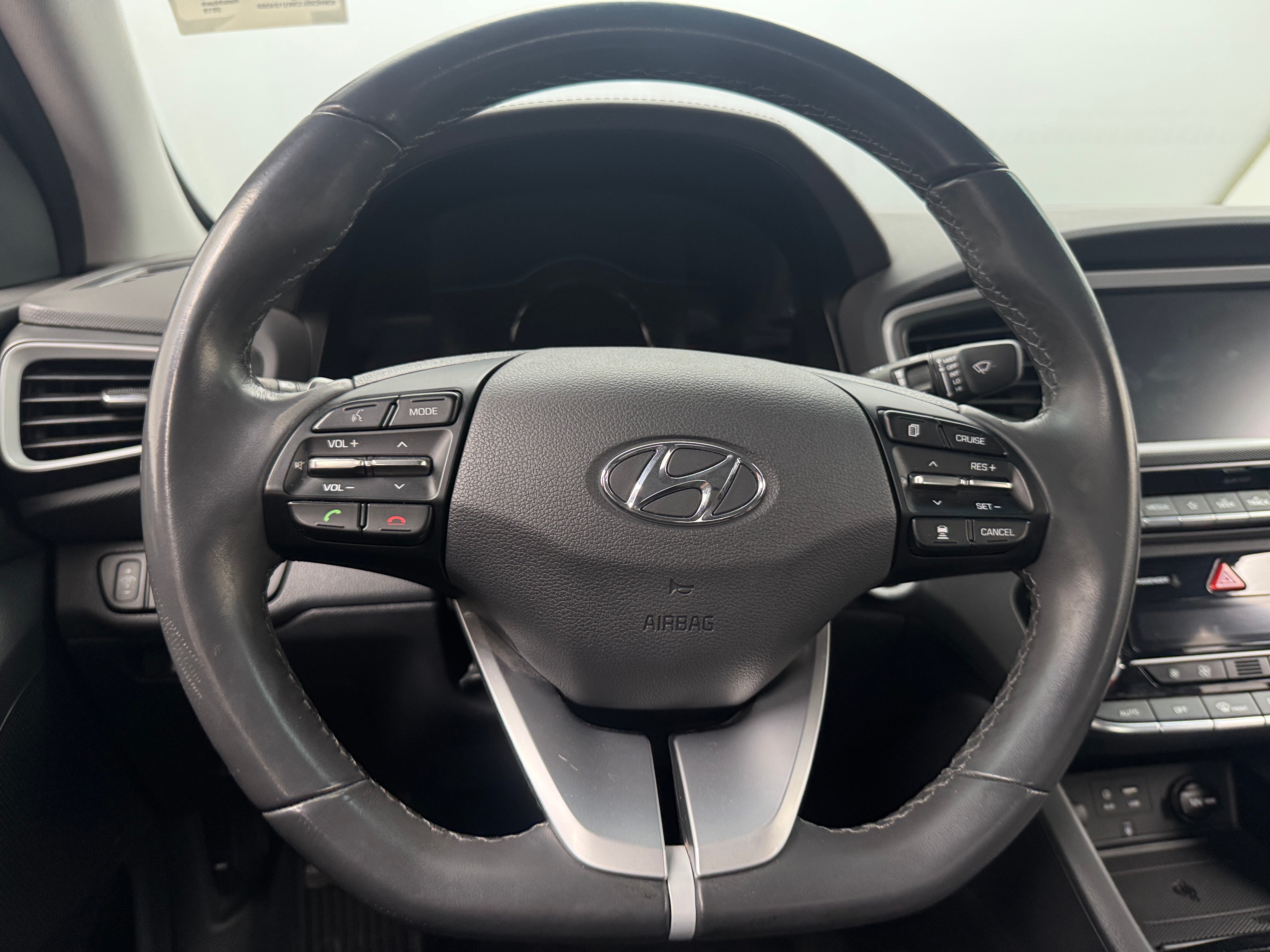 2019 Hyundai Ioniq Limited 4