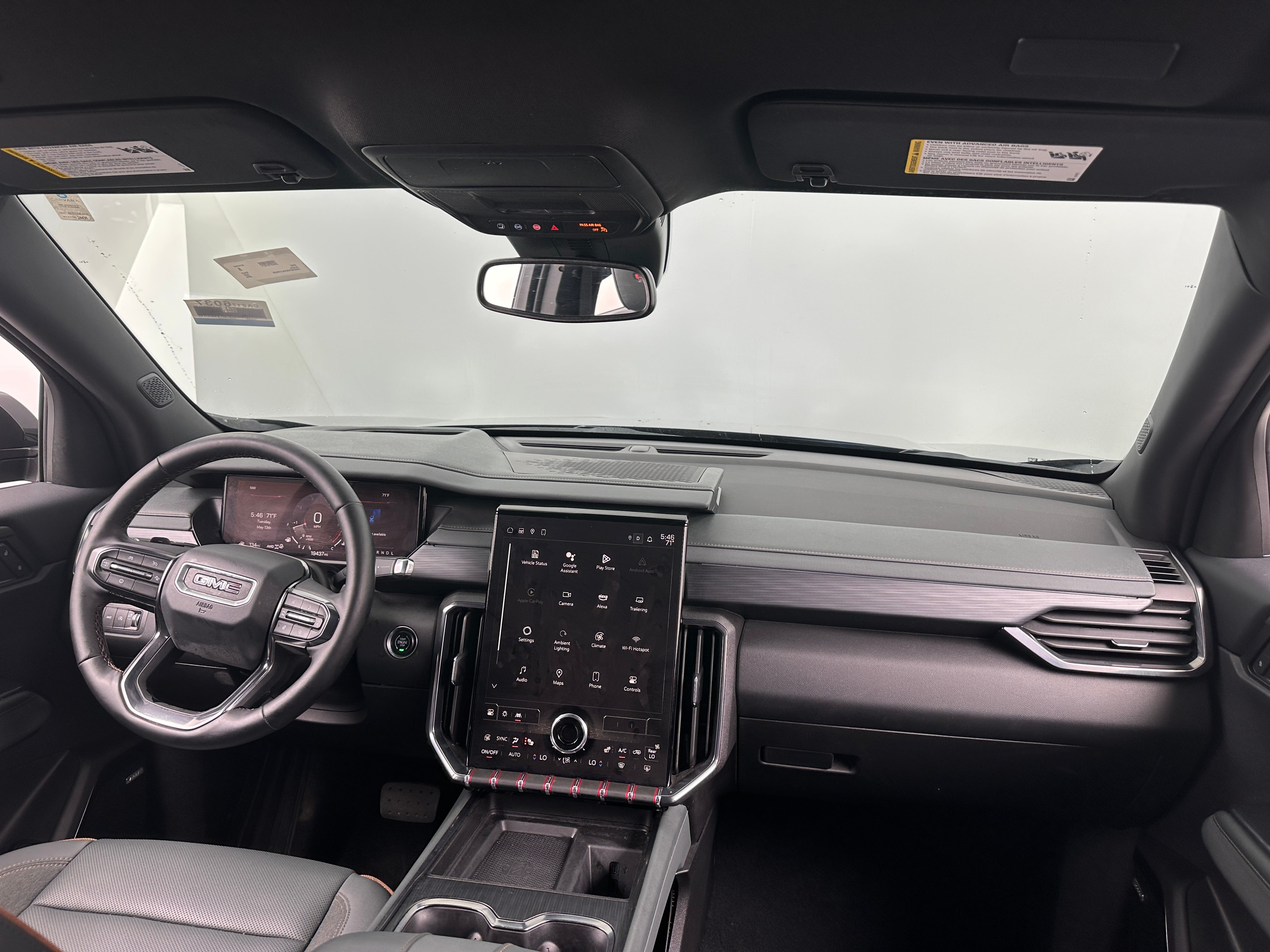 2024 GMC Acadia AT4 3