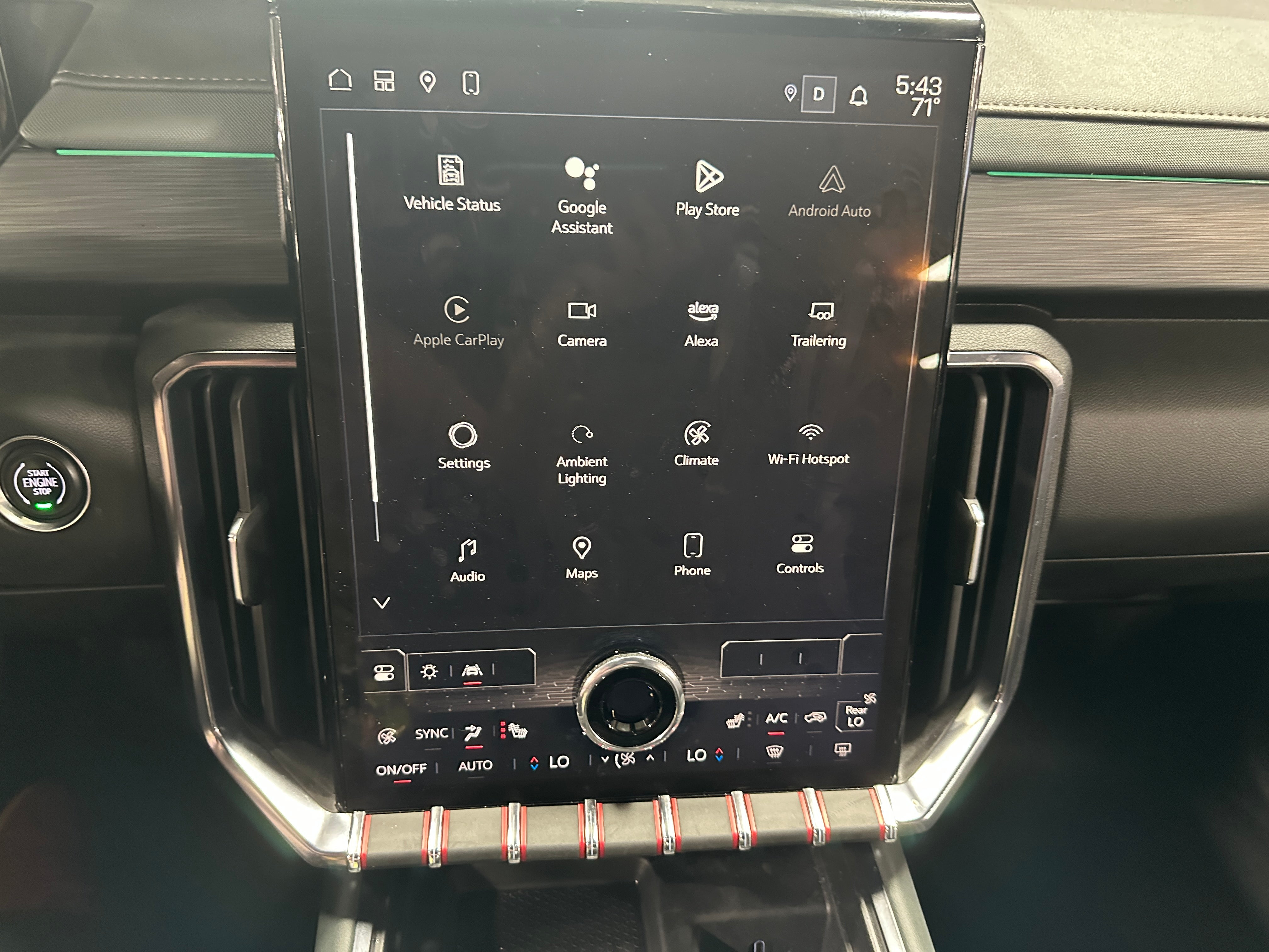 2024 GMC Acadia AT4 4