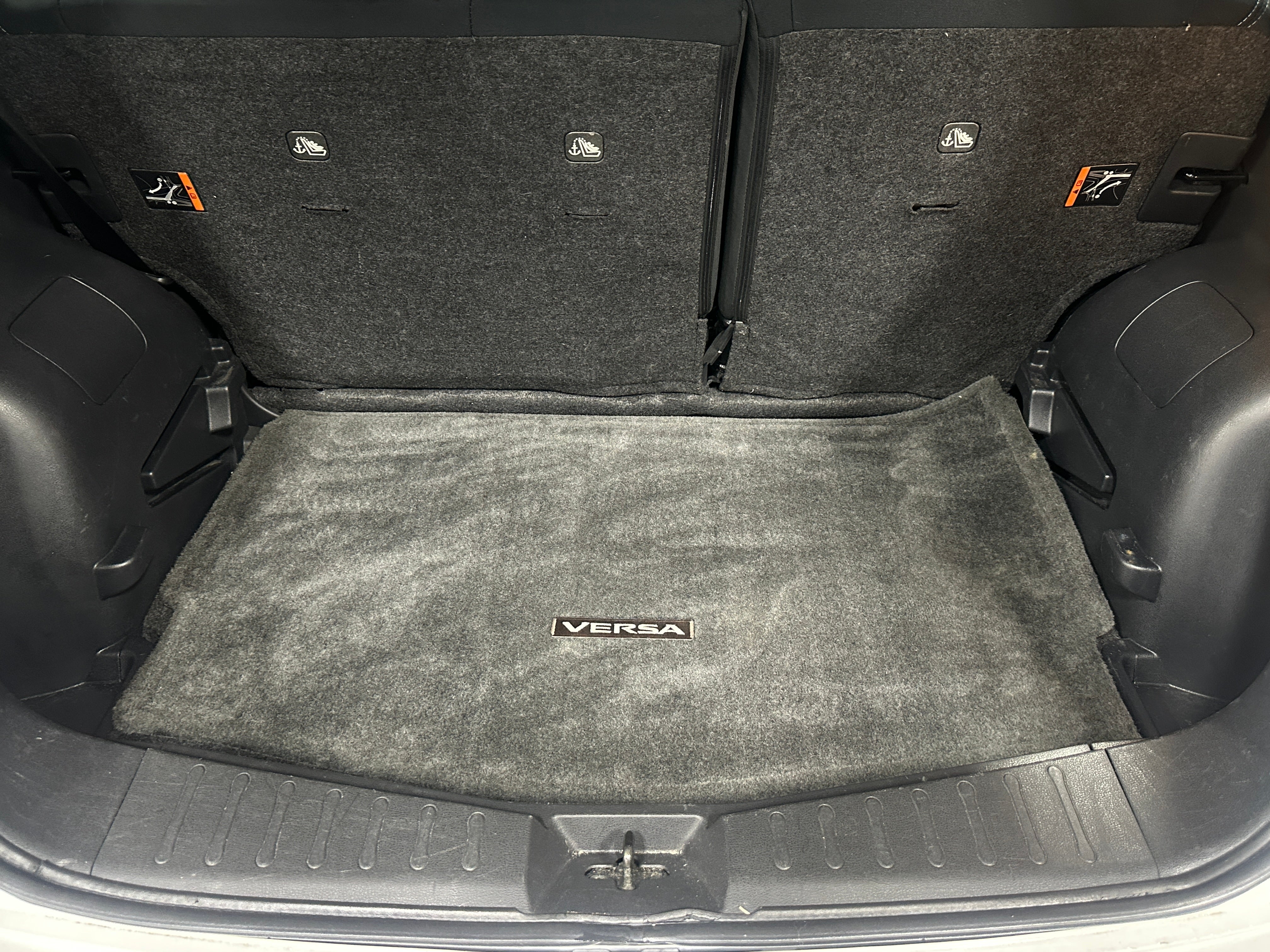 2016 Nissan Versa Note SV 7
