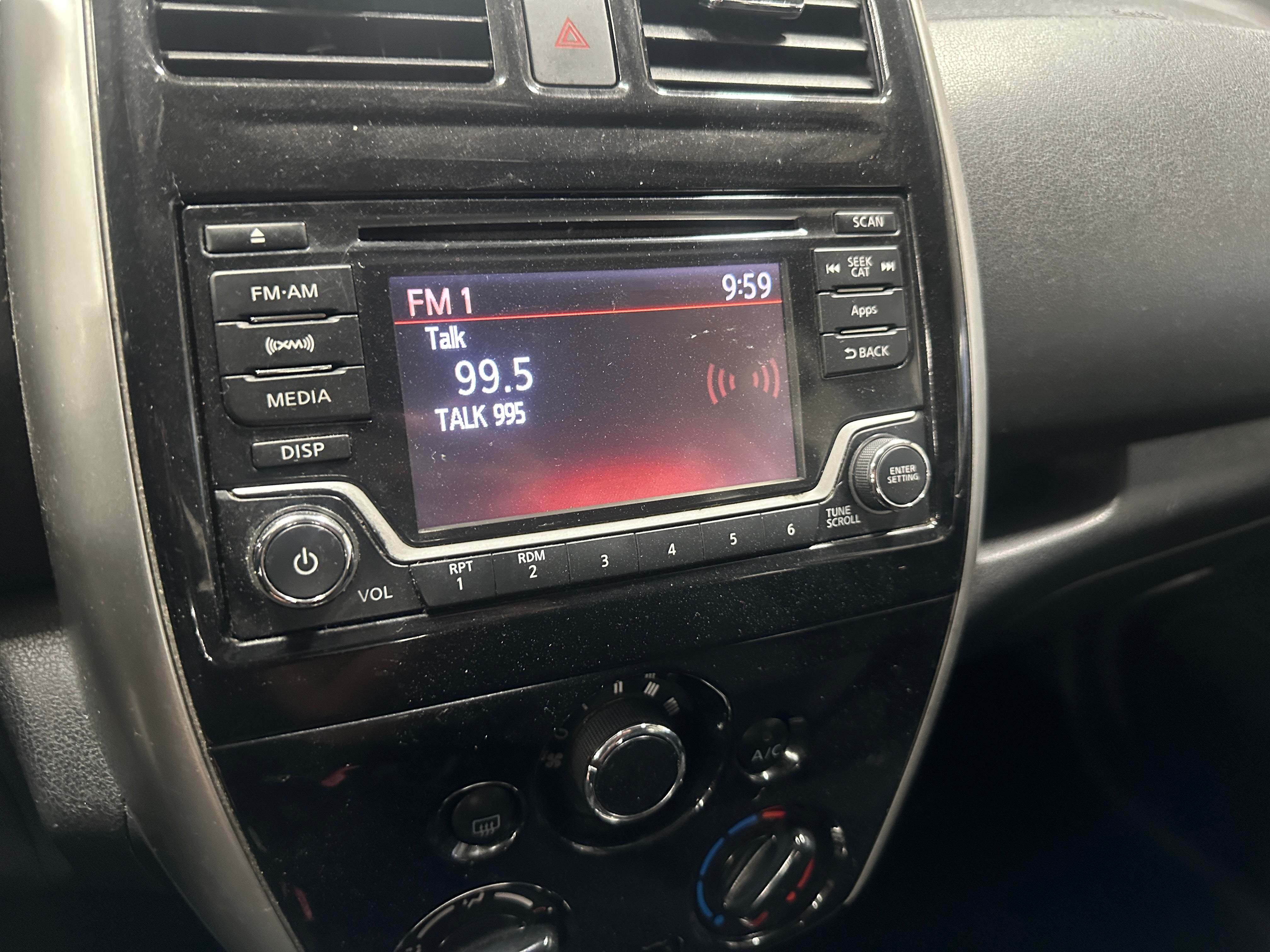 2016 Nissan Versa Note SV 4
