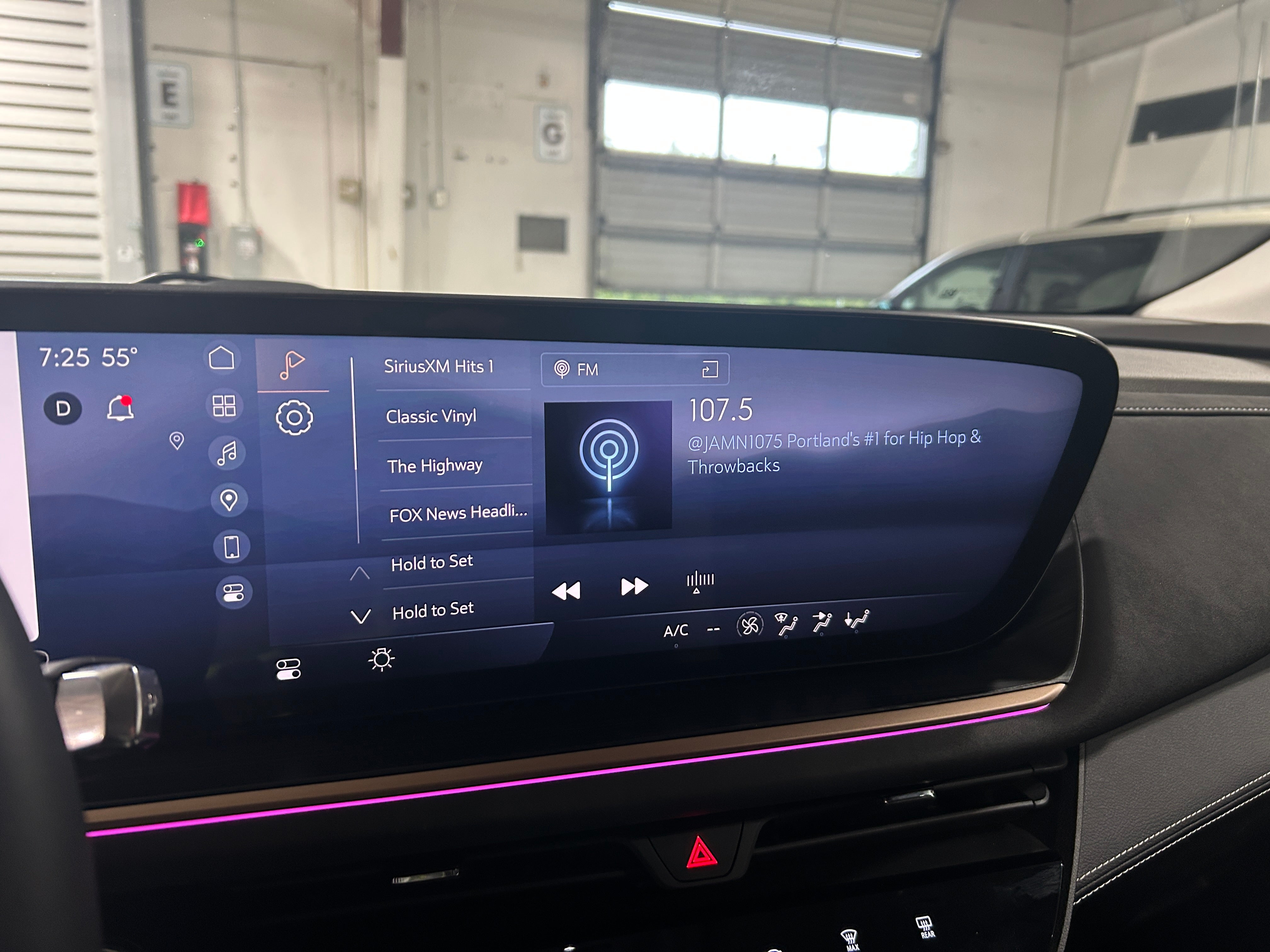 2024 Buick Envision Sport Touring 3