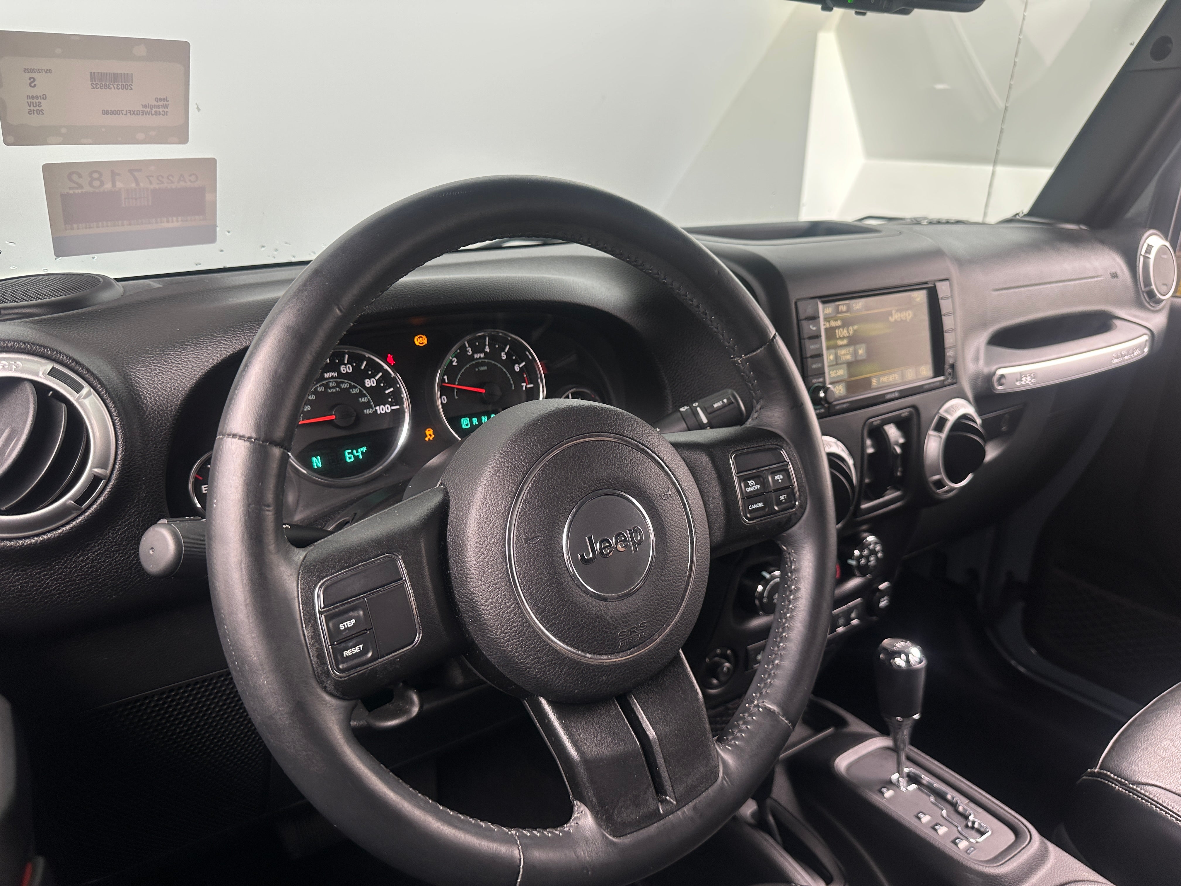 2015 Jeep Wrangler Unlimited Sahara 3