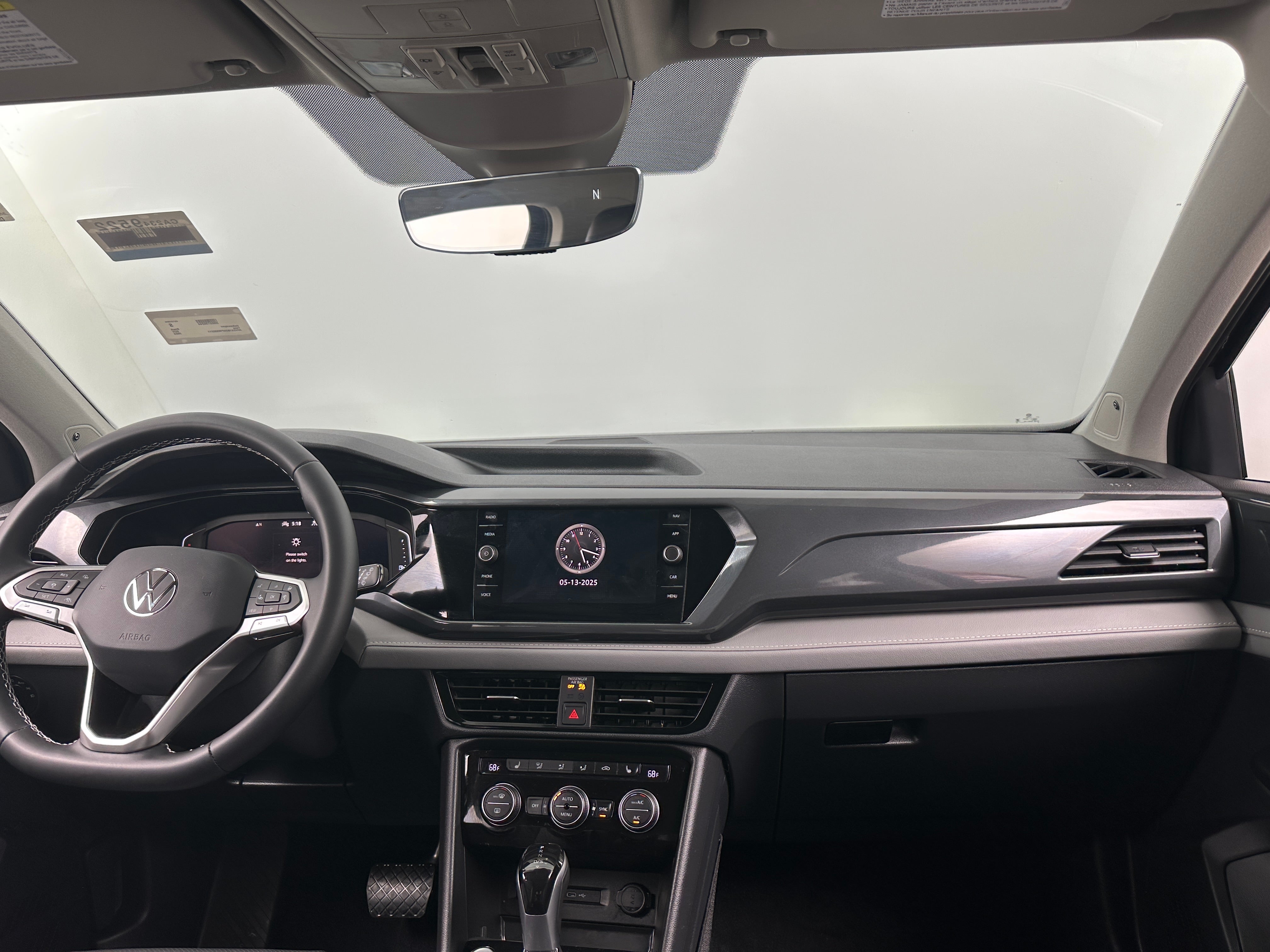 2023 Volkswagen Taos SEL 2