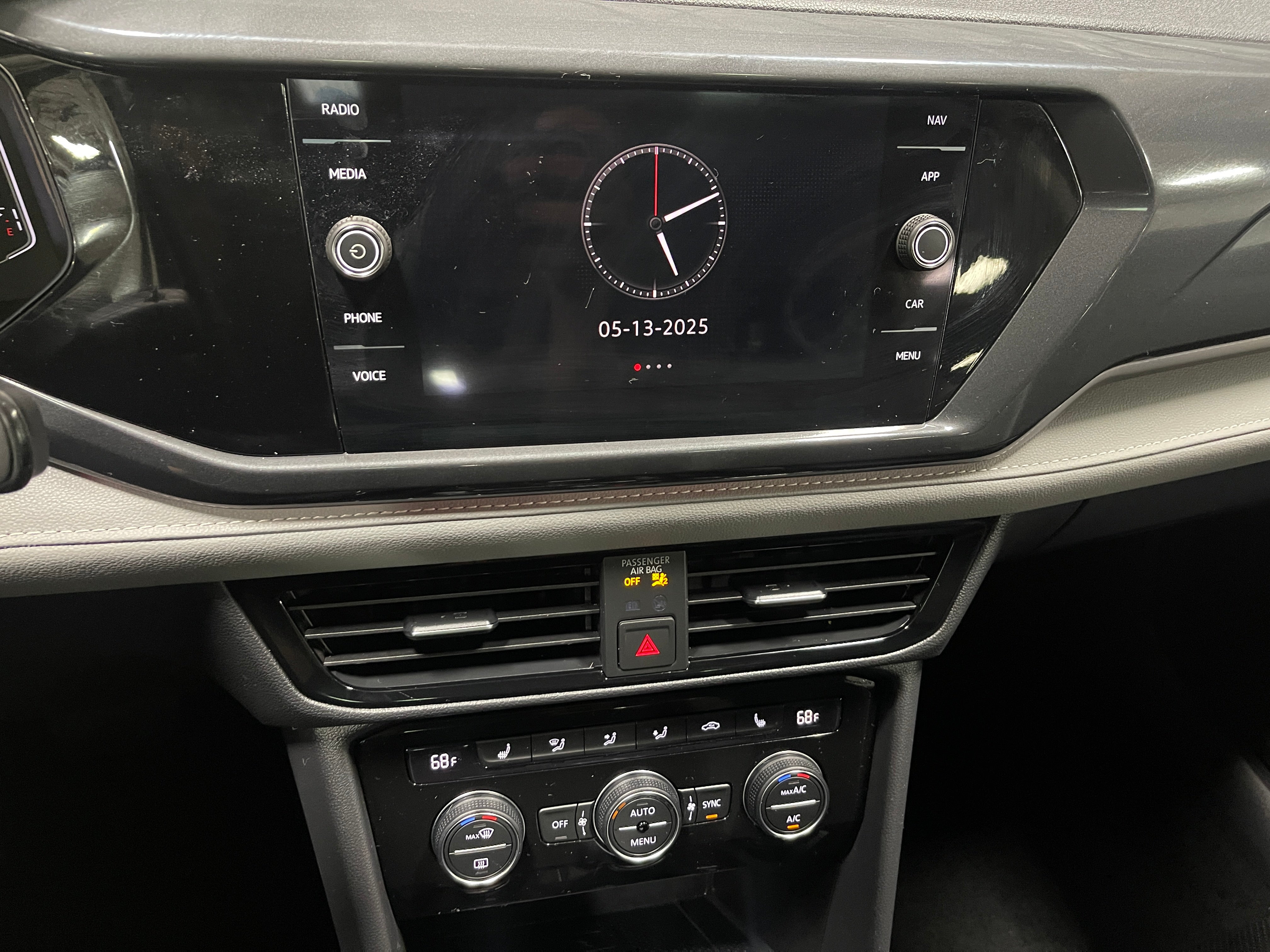 2023 Volkswagen Taos SEL 3