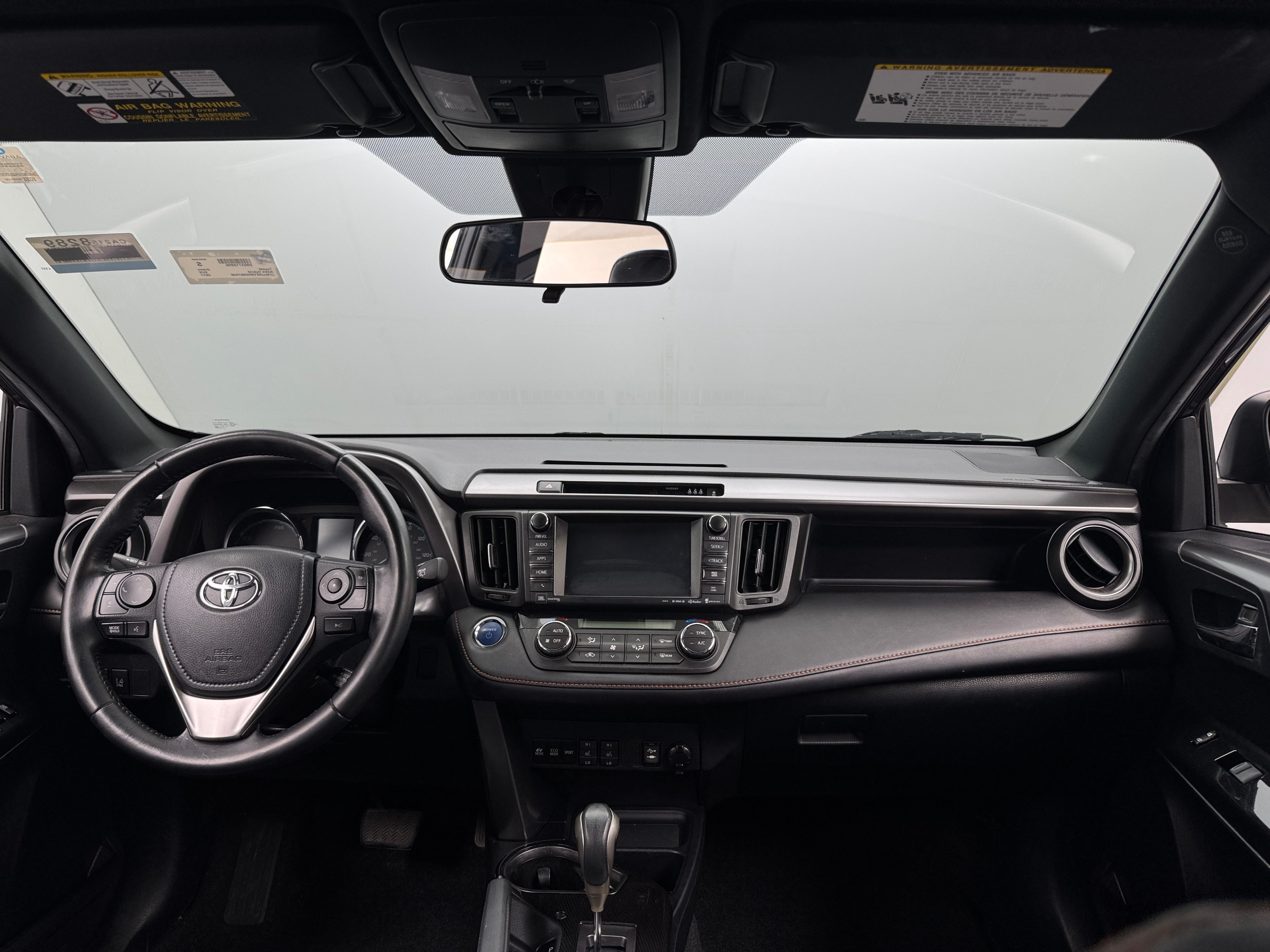 2017 Toyota RAV4 SE 2