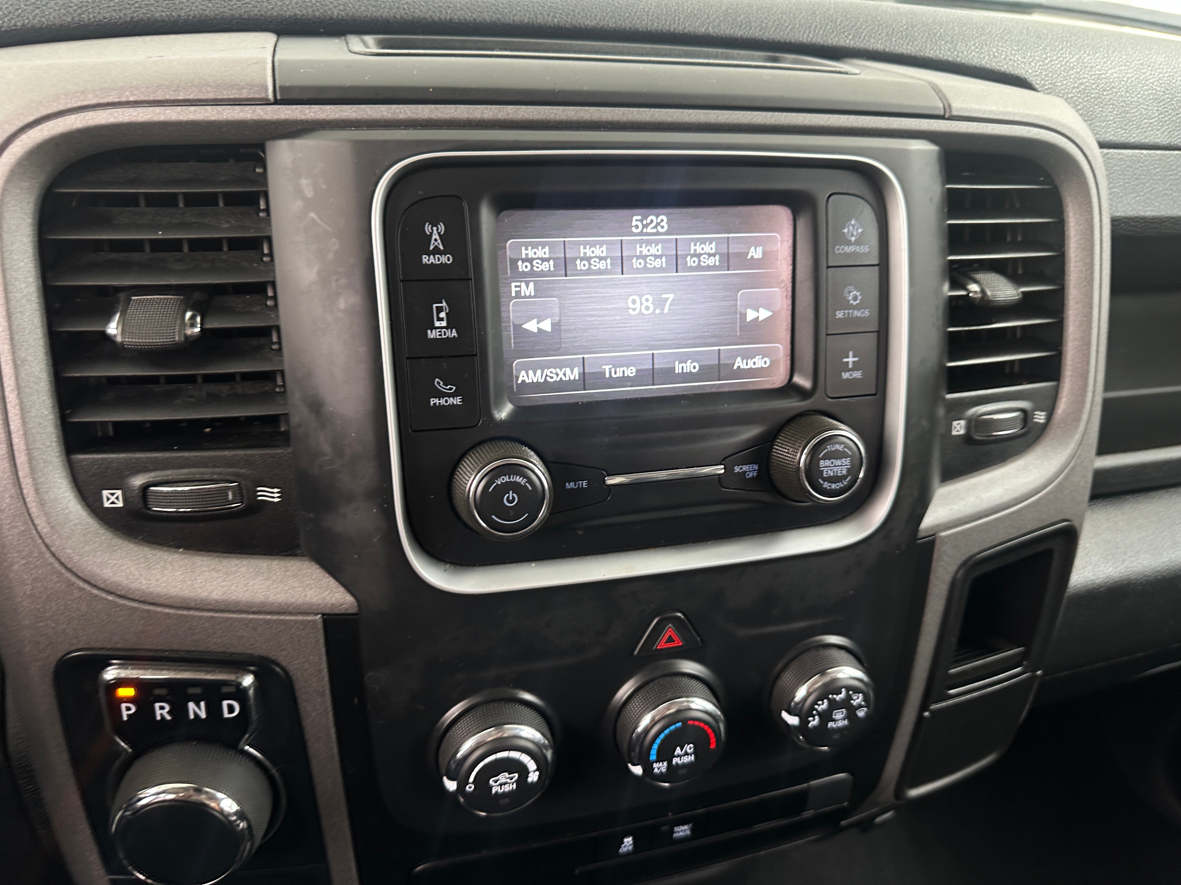 2023 RAM 1500 Classic Tradesman 4