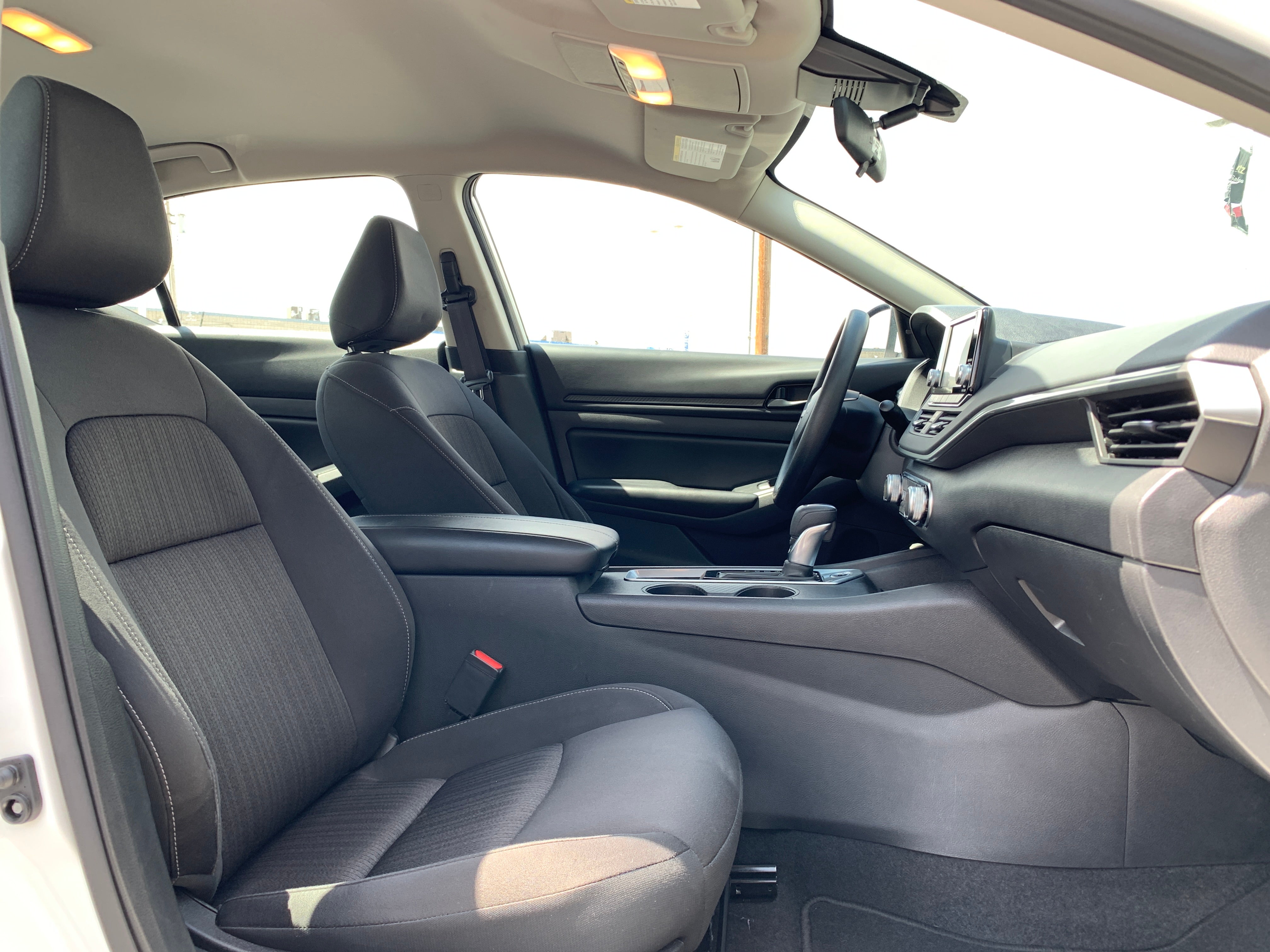 2023 Nissan Altima S 2