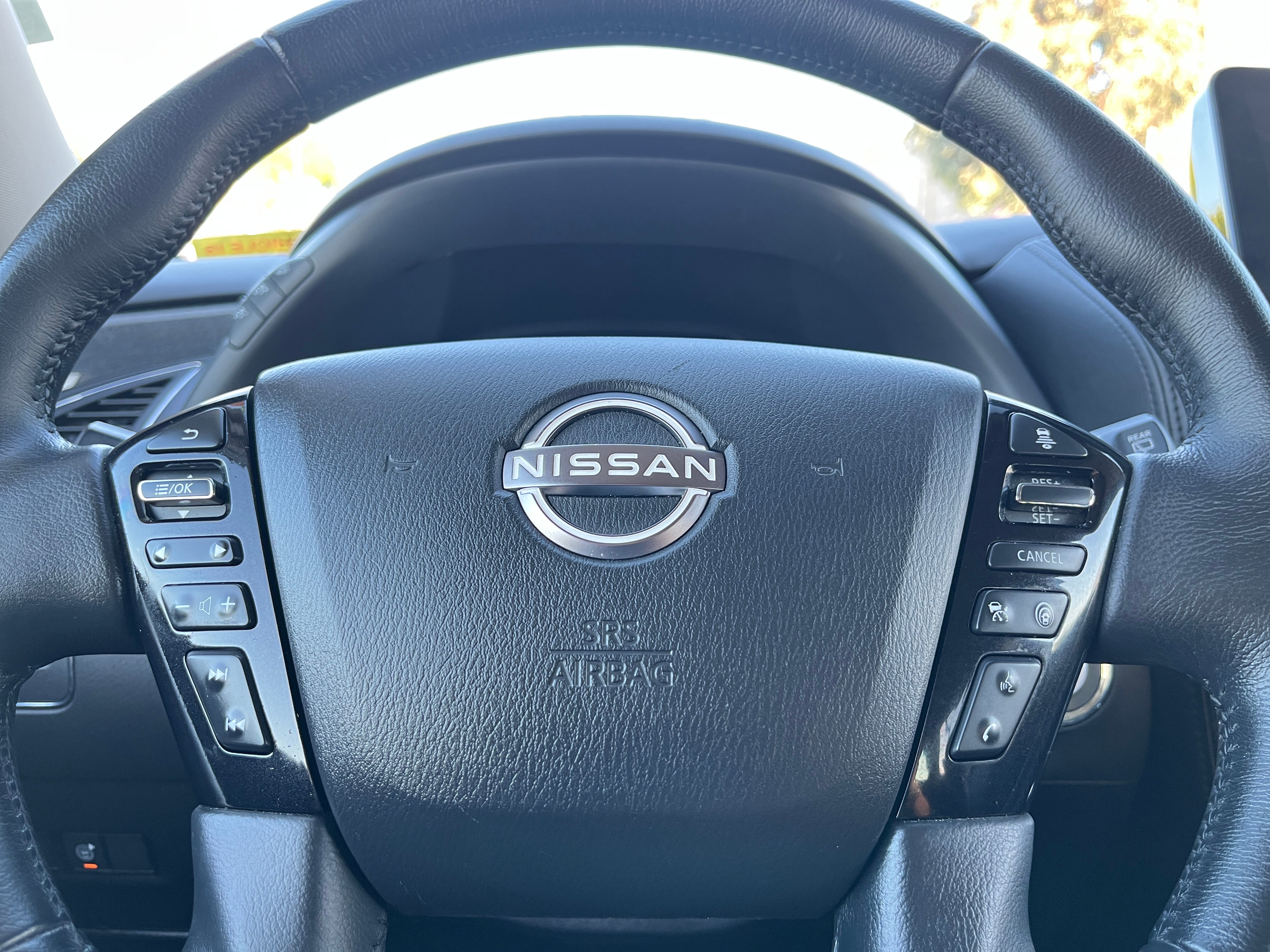 2023 Nissan Armada SV 5