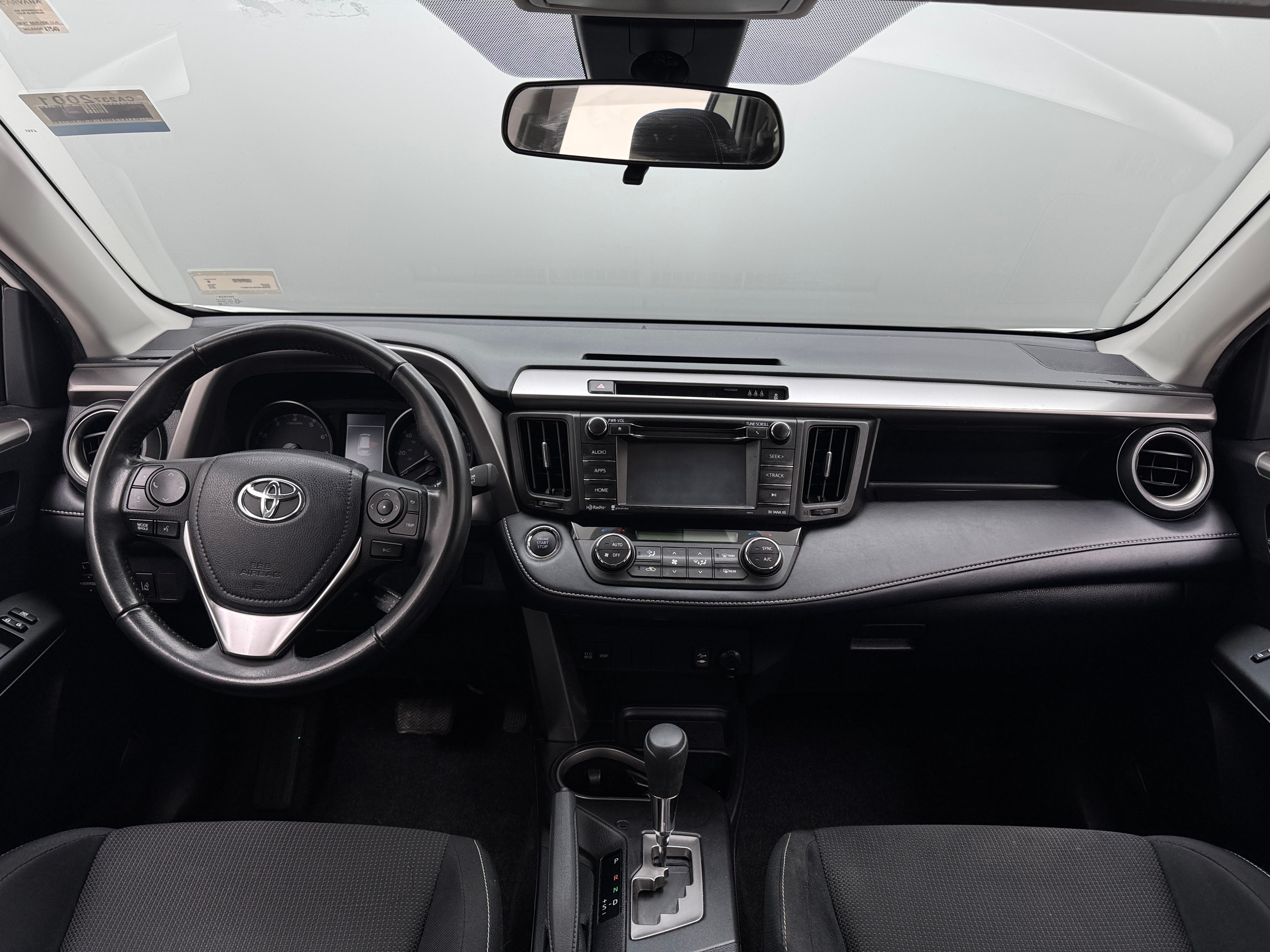 2018 Toyota RAV4 XLE 3