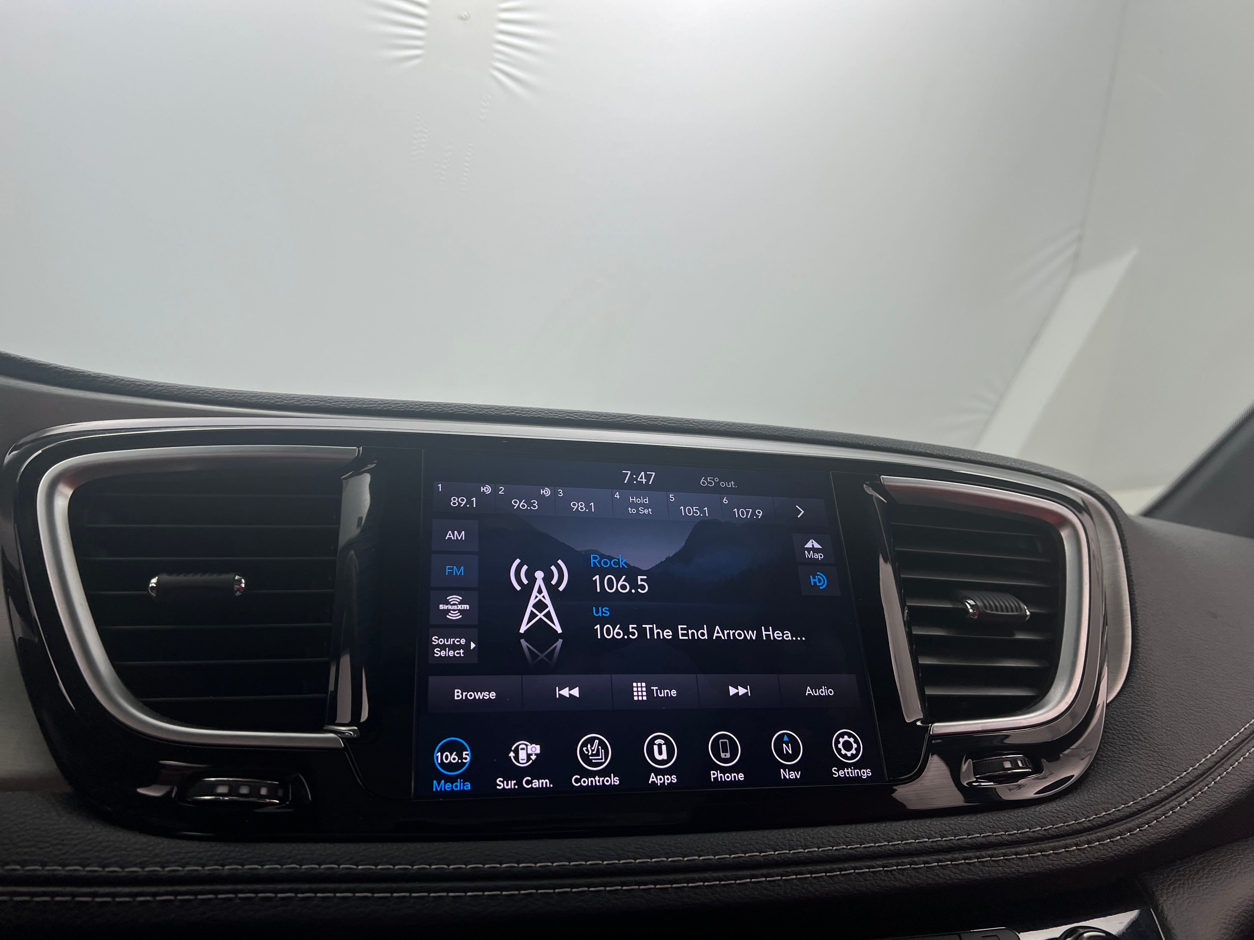 2020 Chrysler Pacifica Limited 3