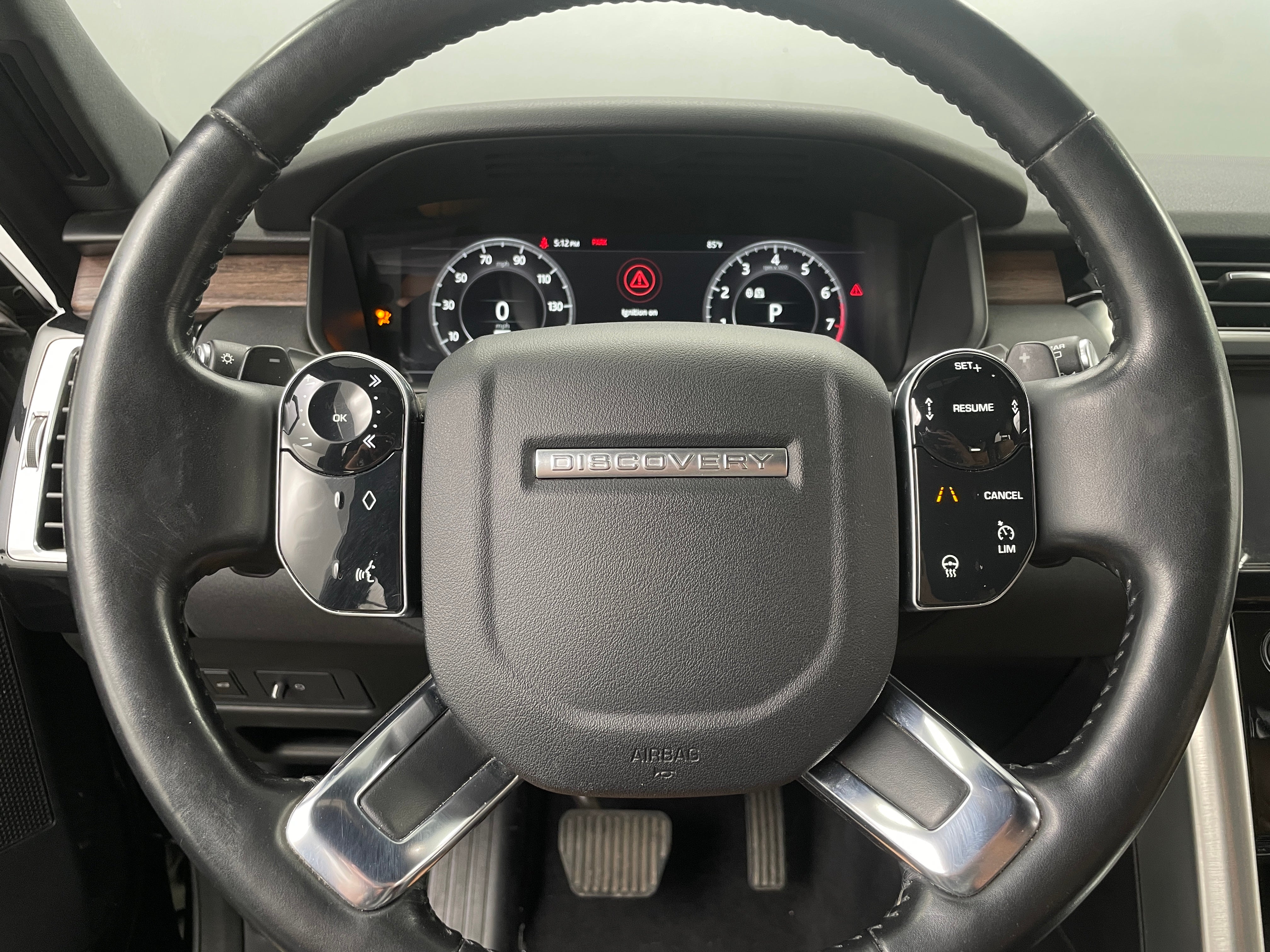 2020 Land Rover Discovery HSE 4