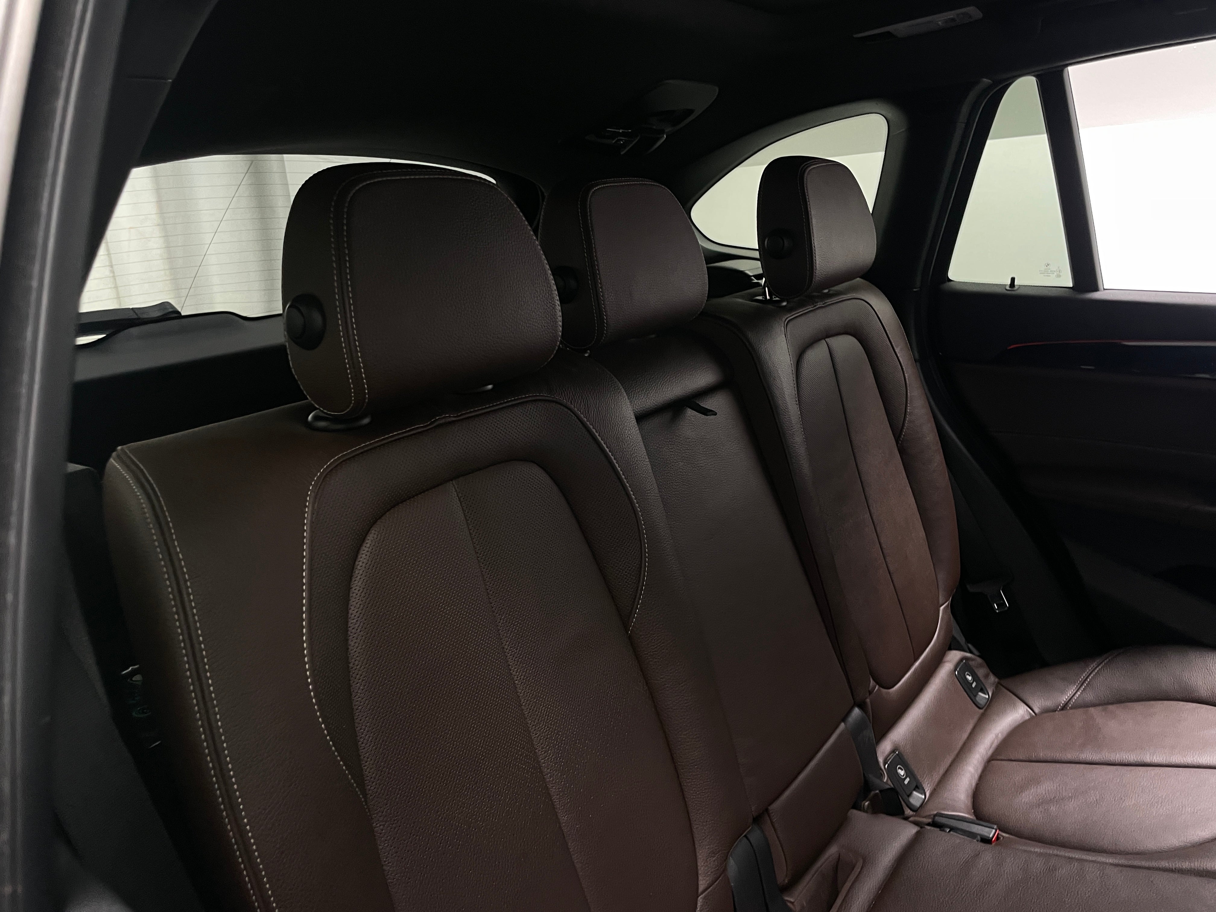 2018 BMW X1 xDrive28i 5