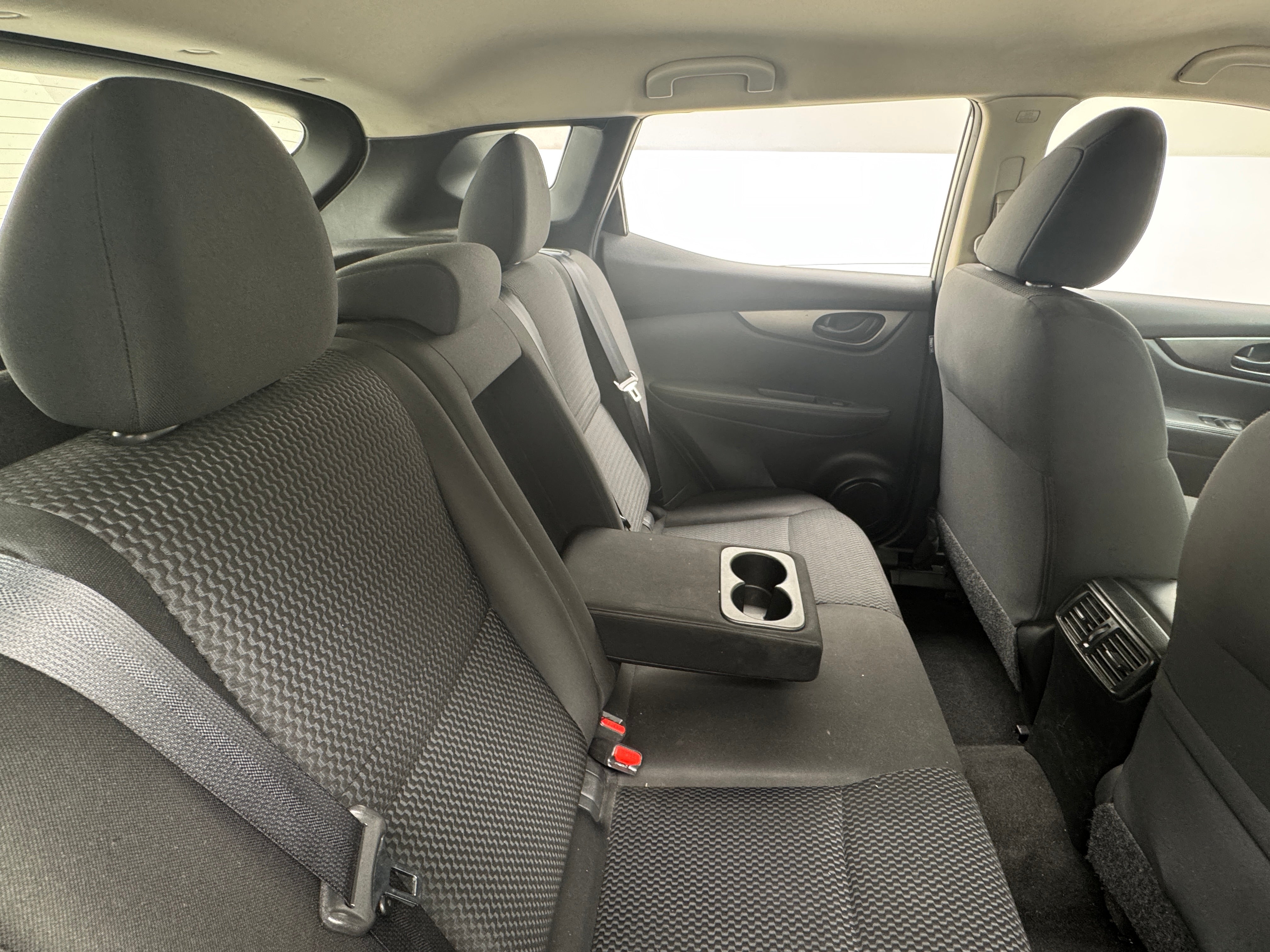 2019 Nissan Rogue Sport S 6