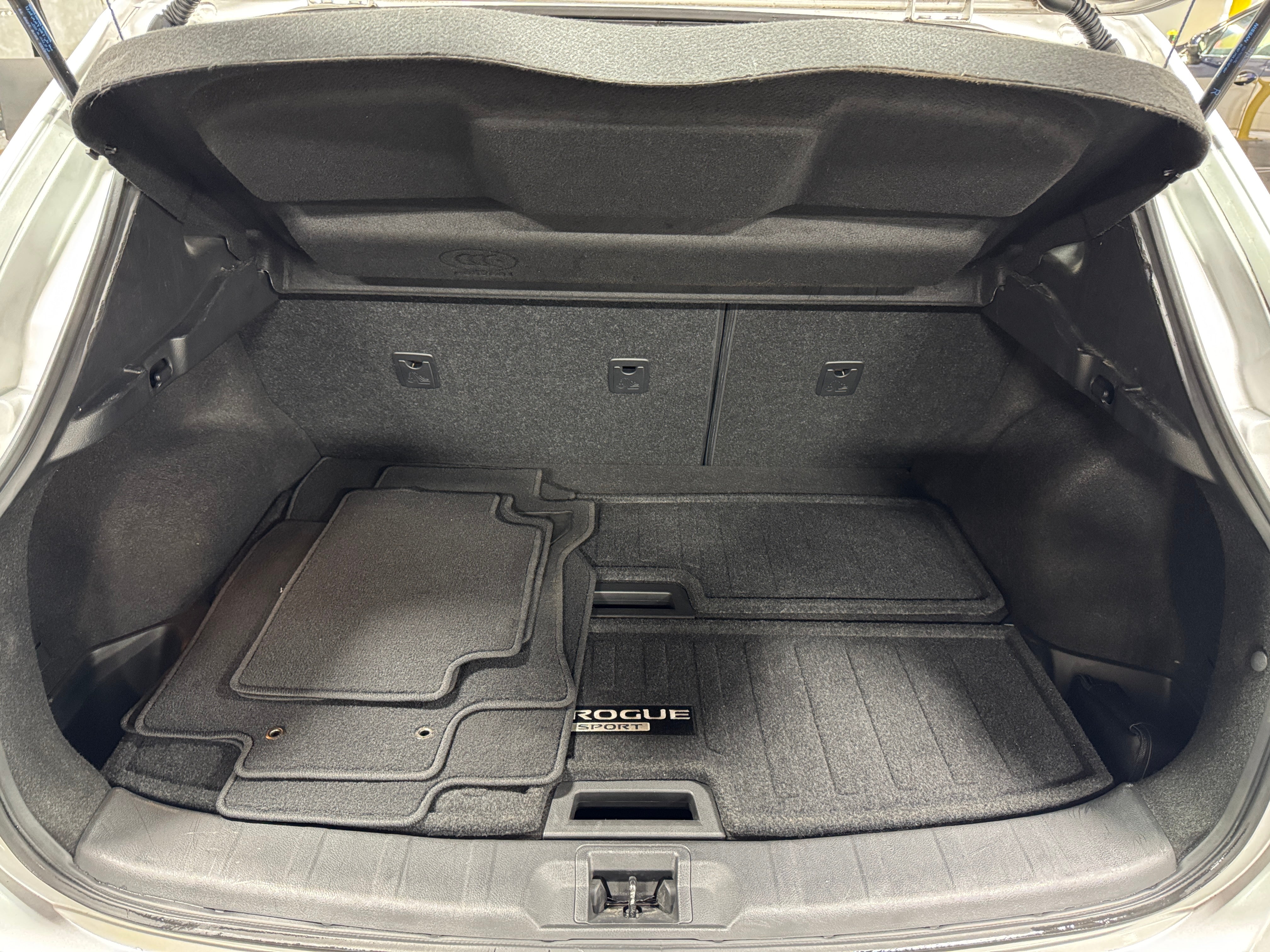 2019 Nissan Rogue Sport S 7