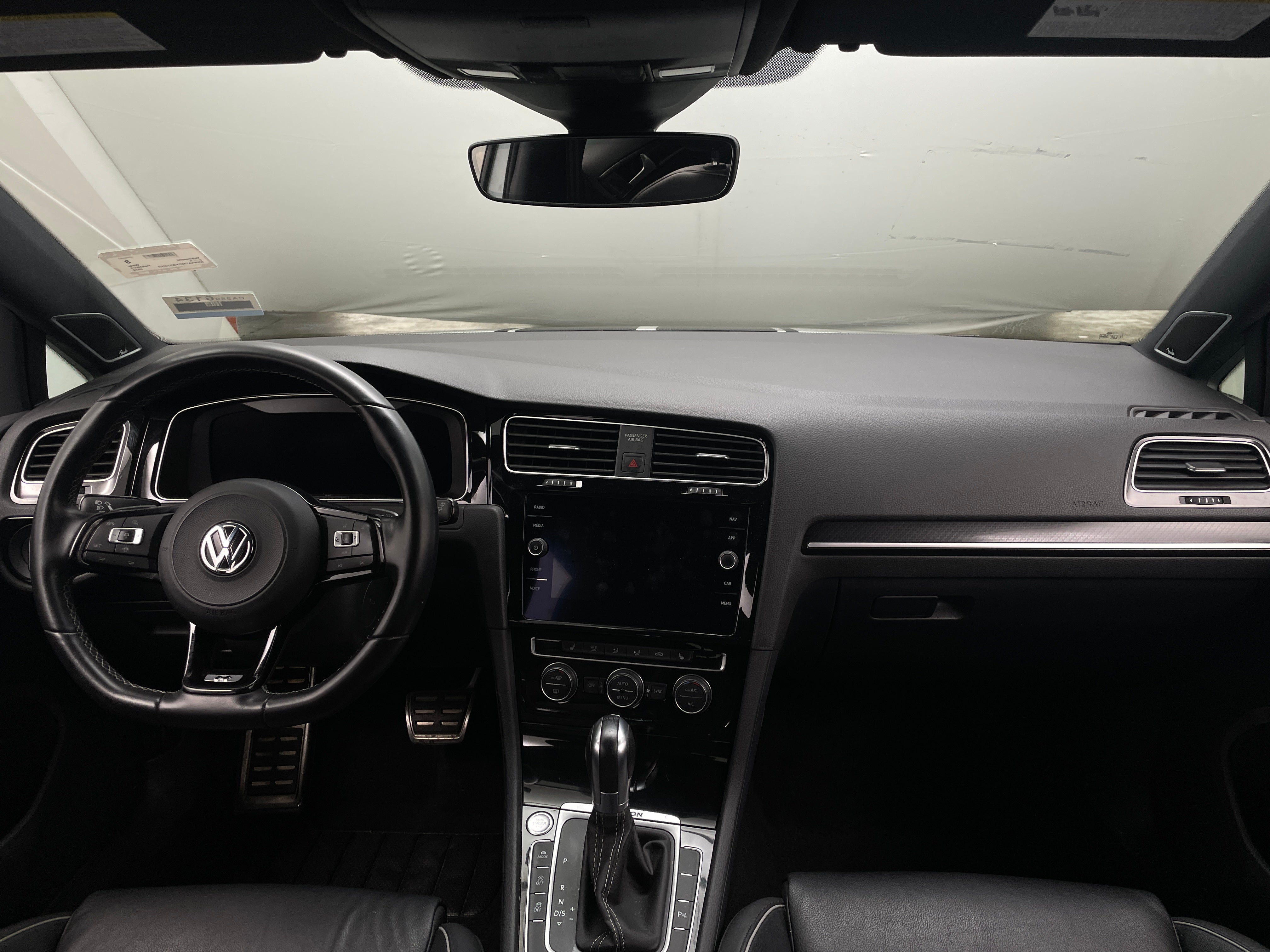 2019 Volkswagen Golf R 3