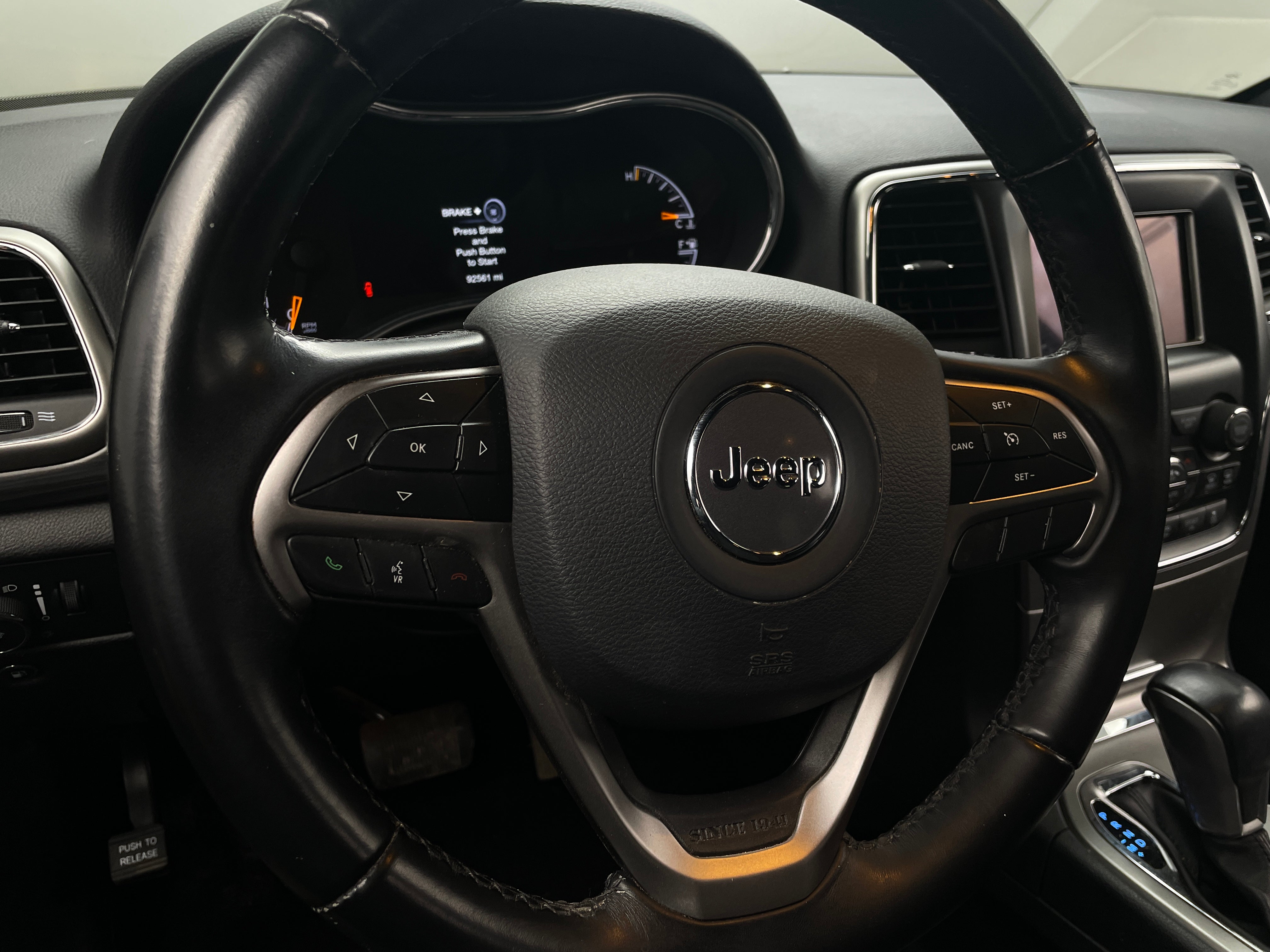 2020 Jeep Grand Cherokee Laredo 5