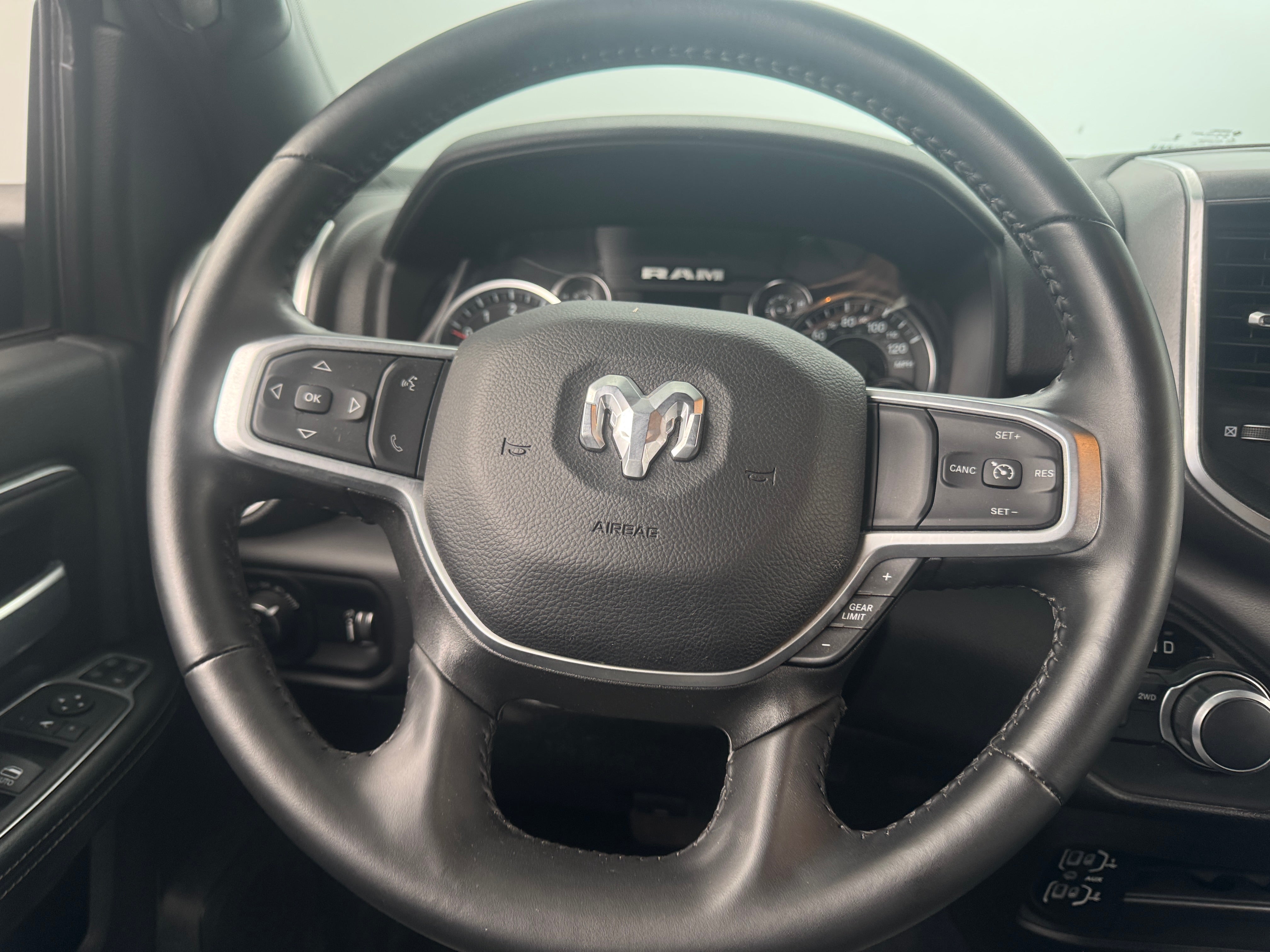 2024 RAM 2500 ST 5