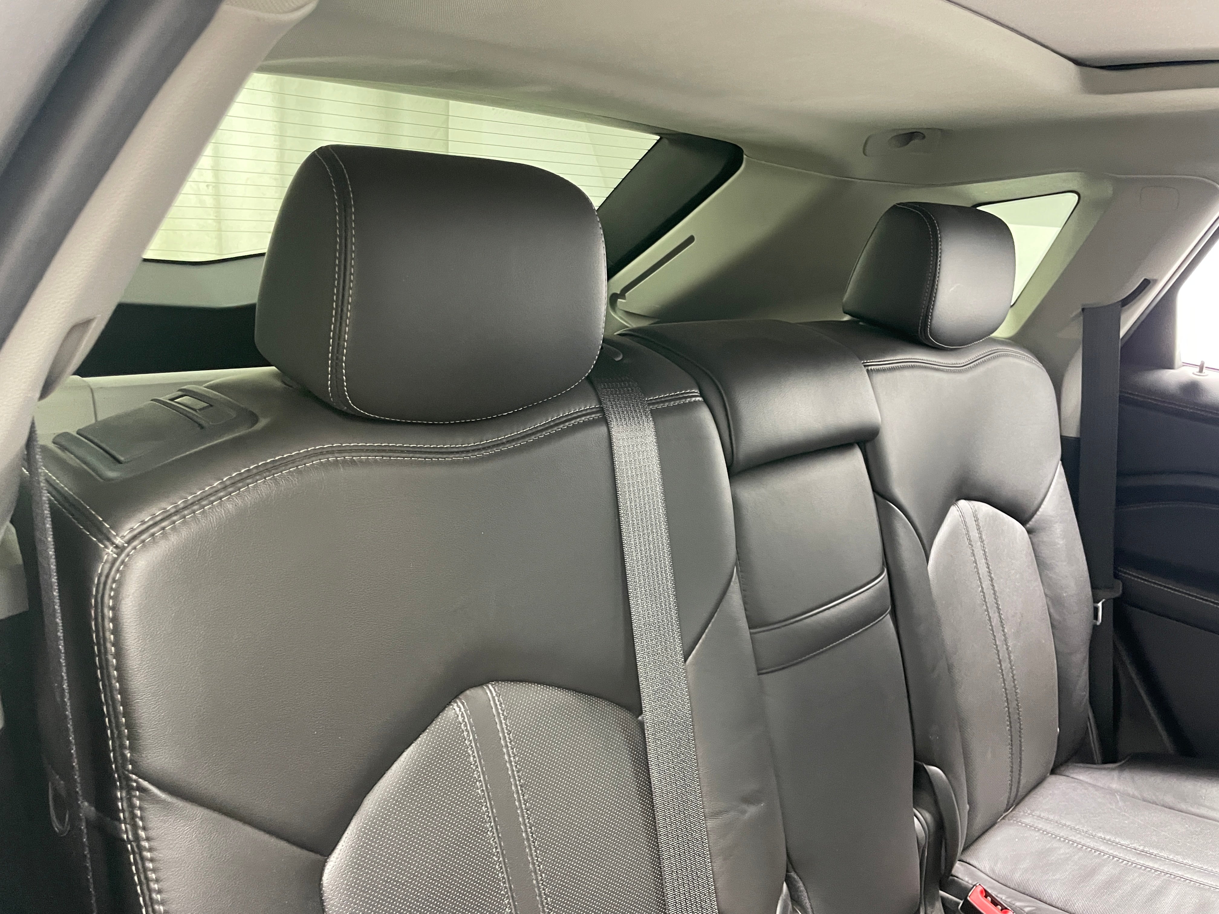 2012 Cadillac SRX Base 5