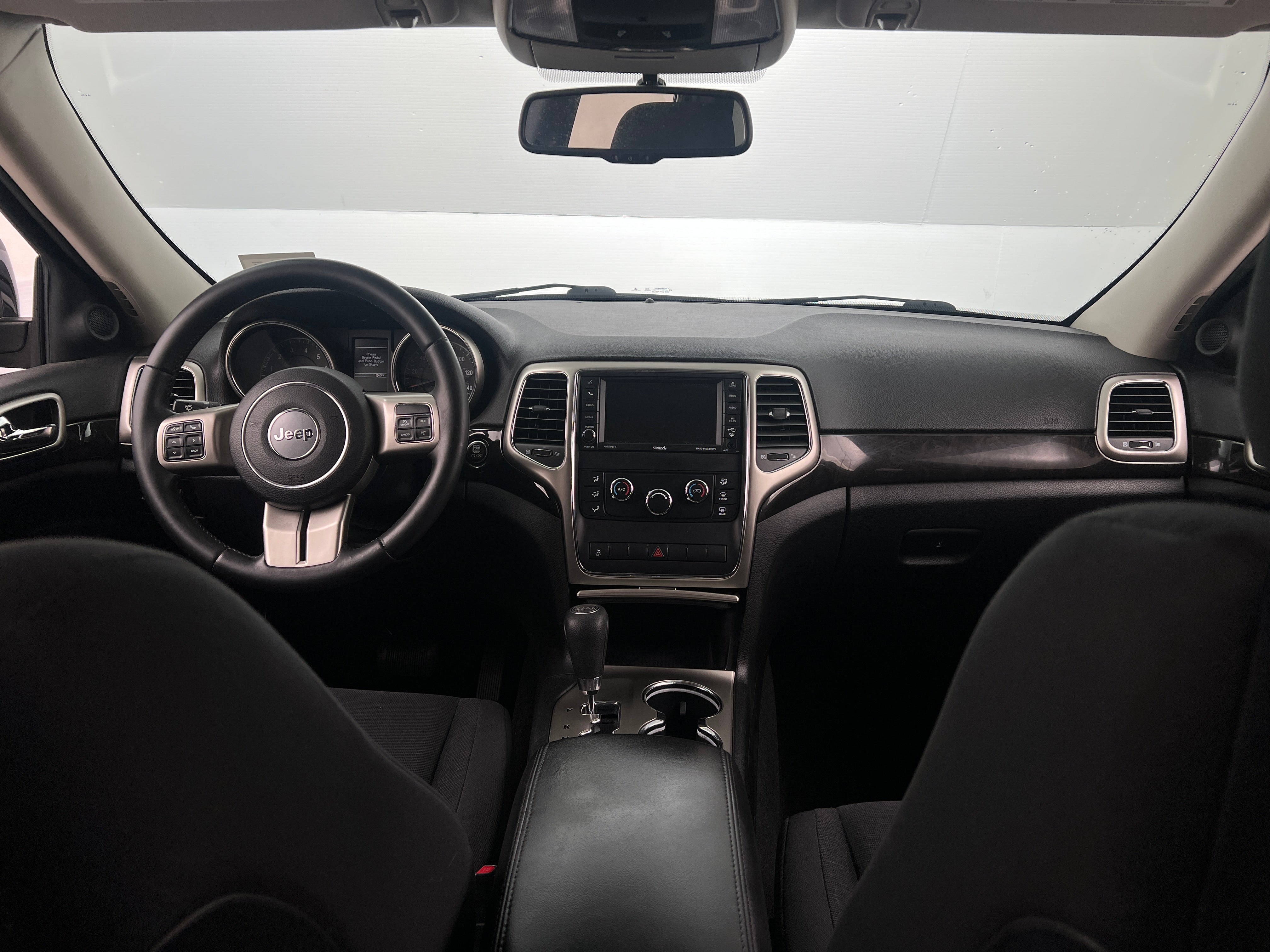2013 Jeep Grand Cherokee Laredo 3