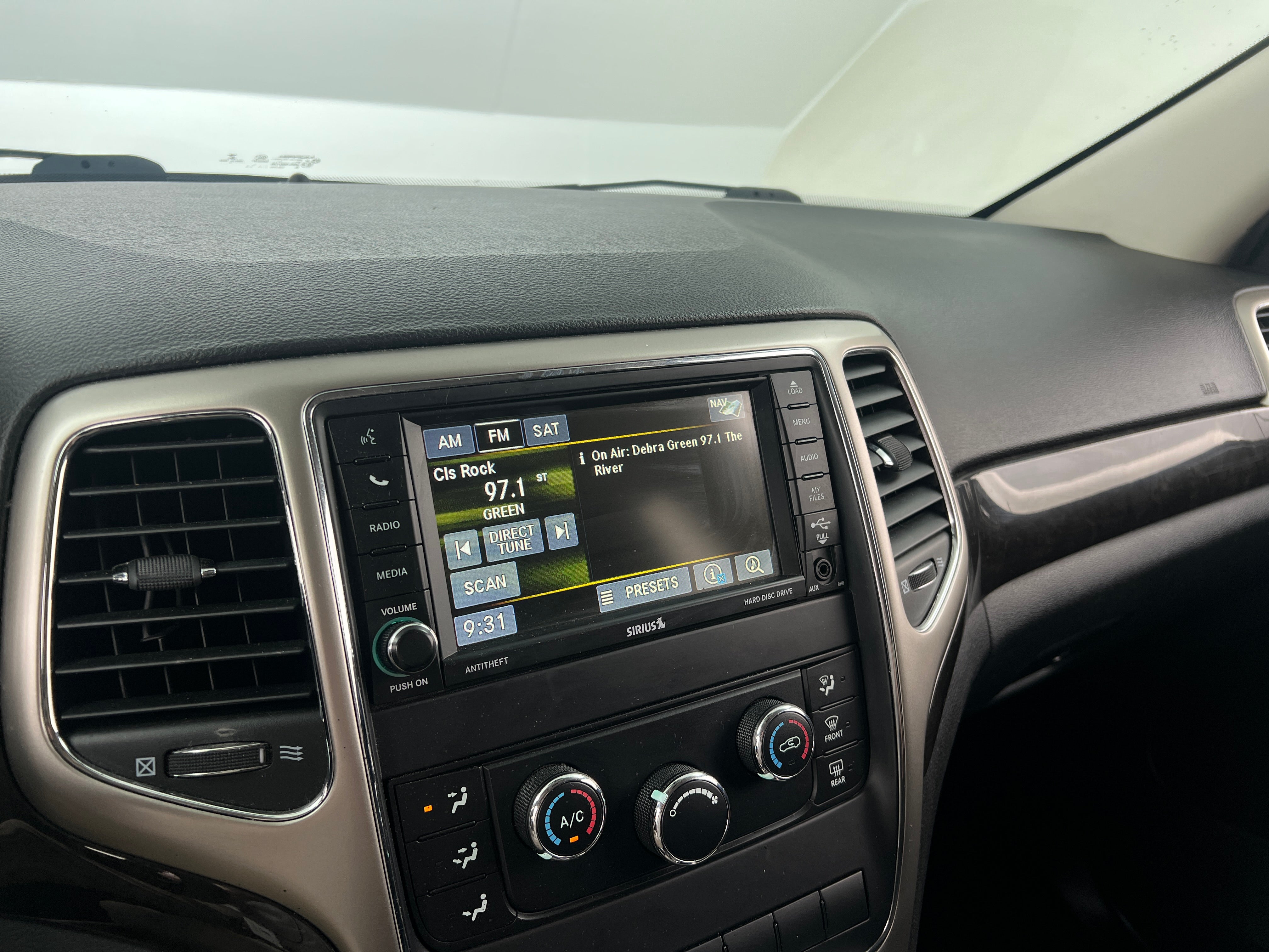 2013 Jeep Grand Cherokee Laredo 4