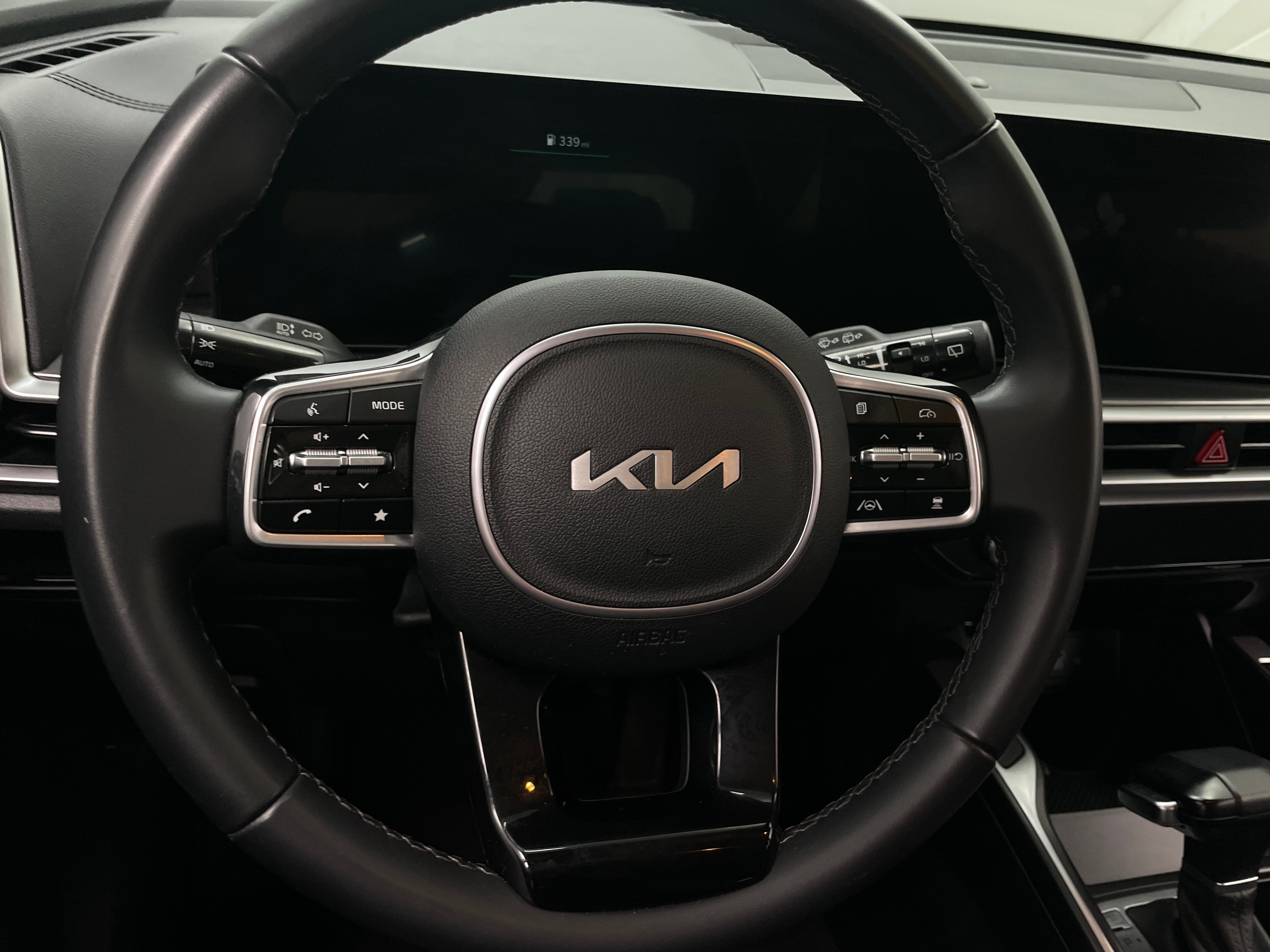 2024 Kia Sorento S 4