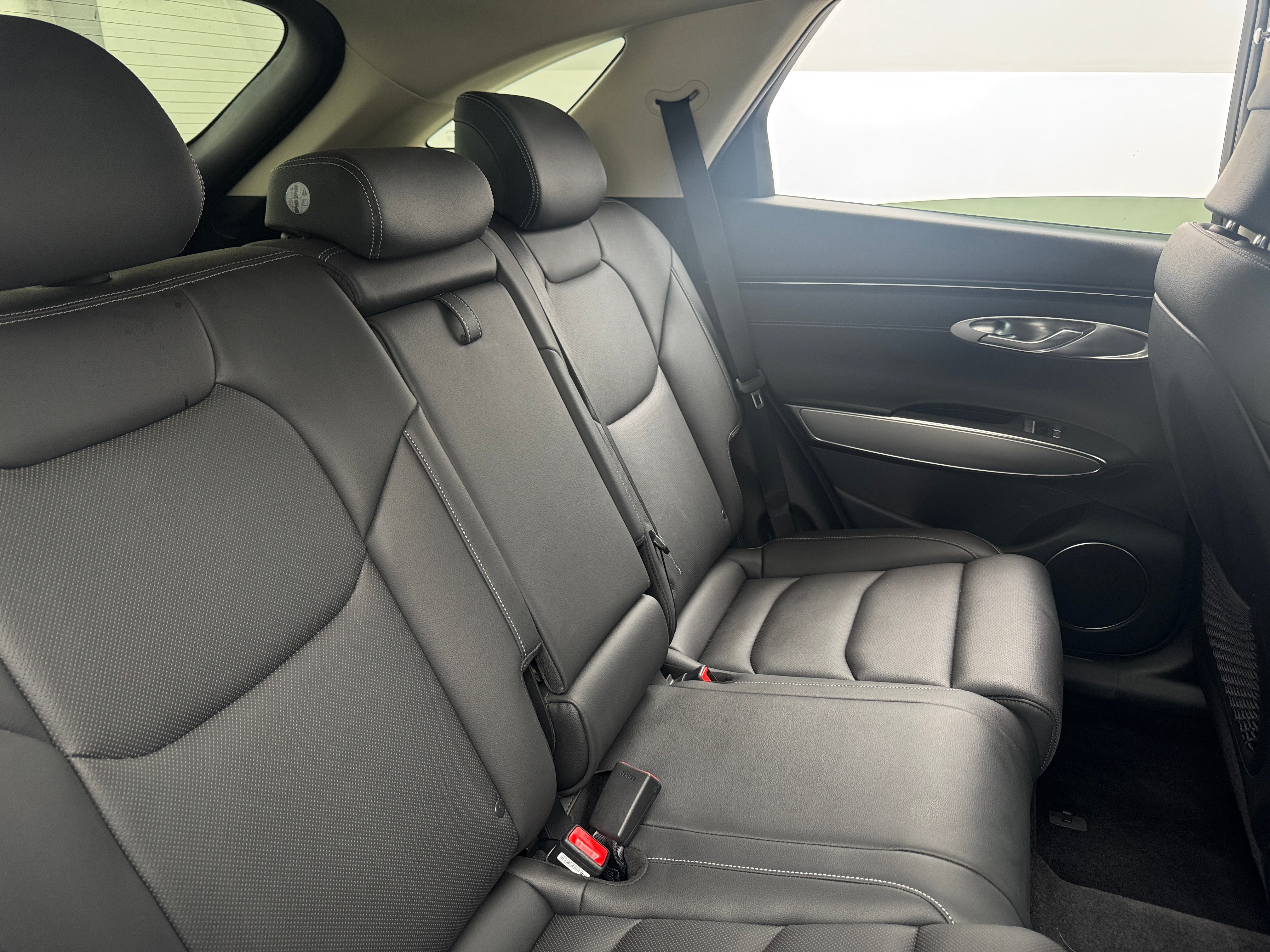 2023 Genesis GV70 Standard 5