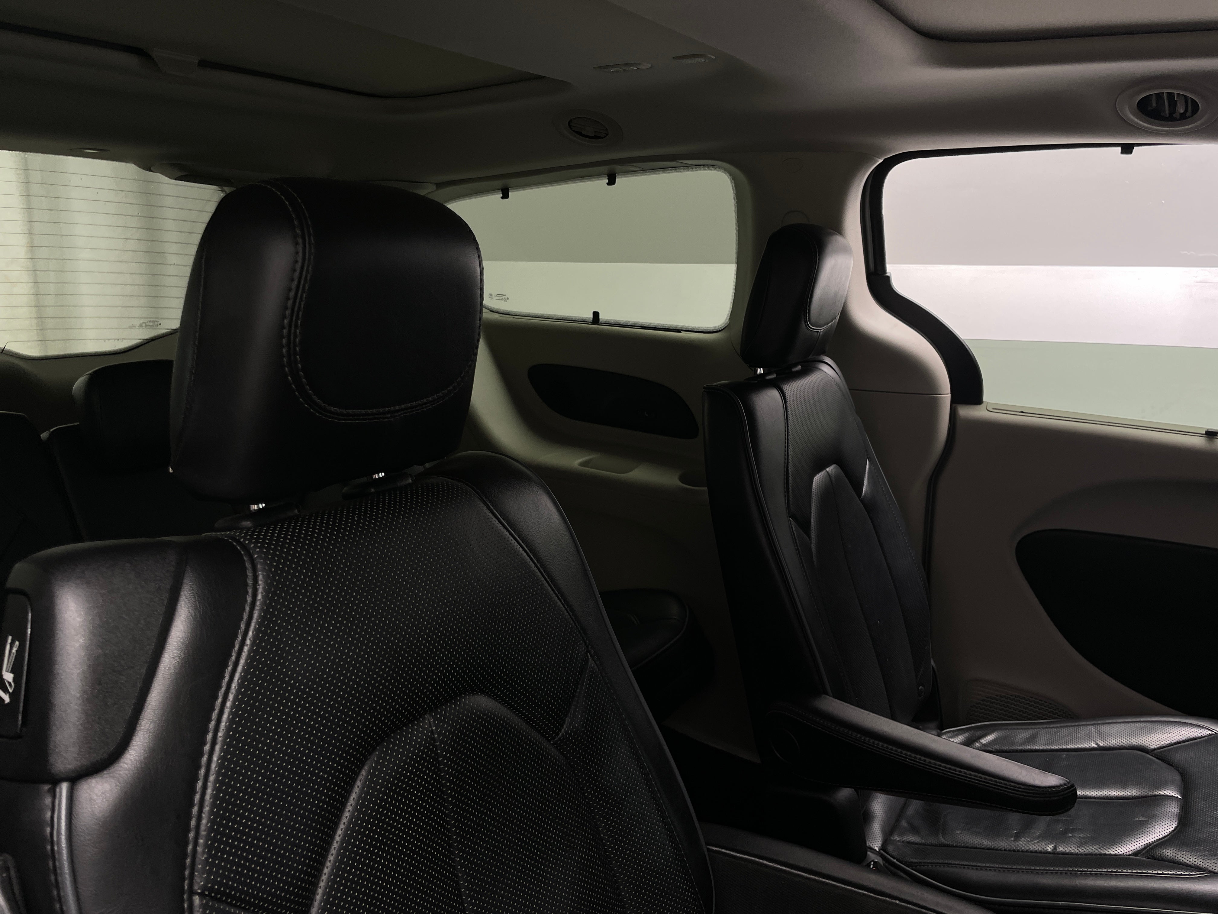 2018 Chrysler Pacifica Limited 5