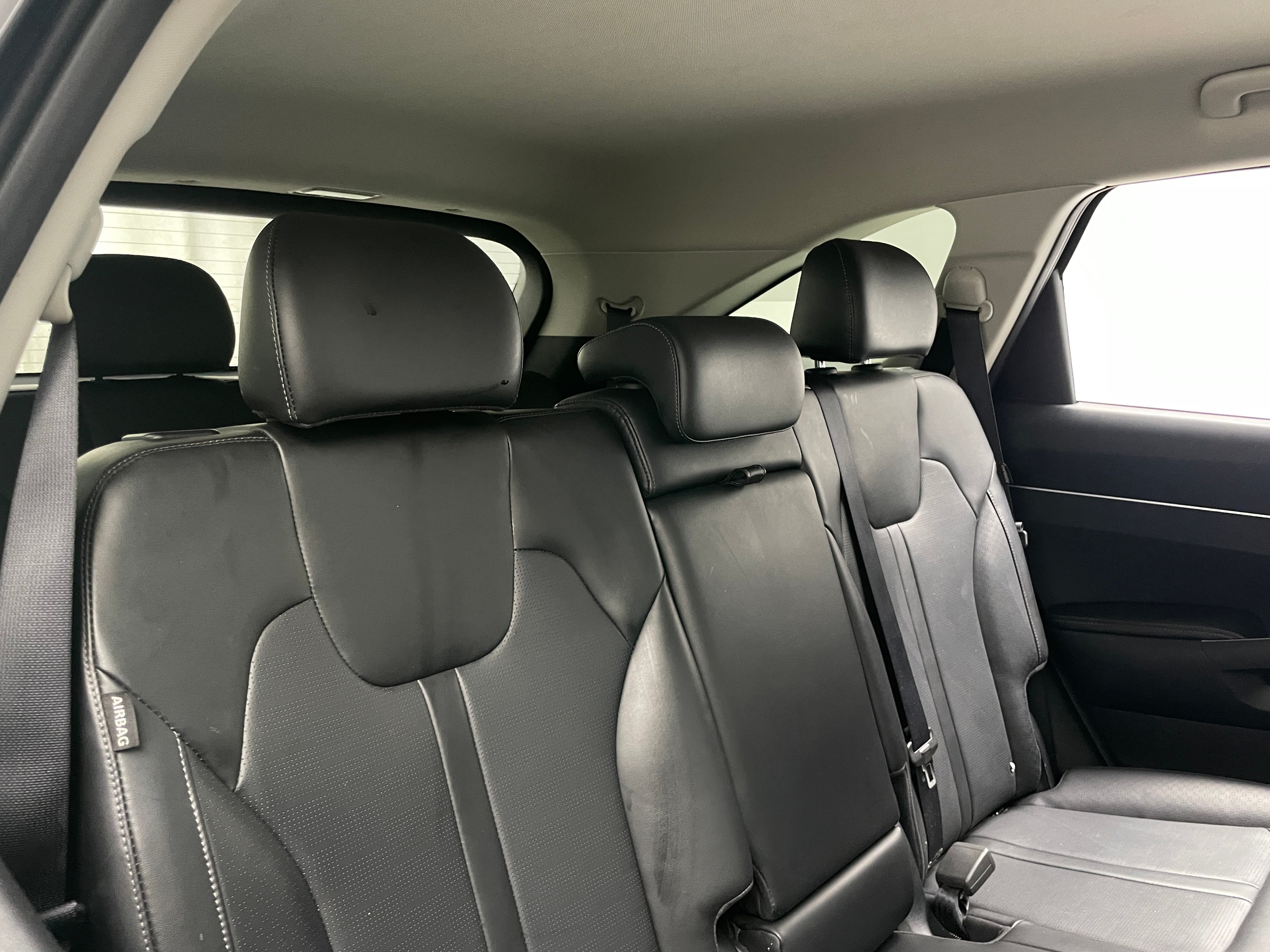 2024 Kia Sorento S 5