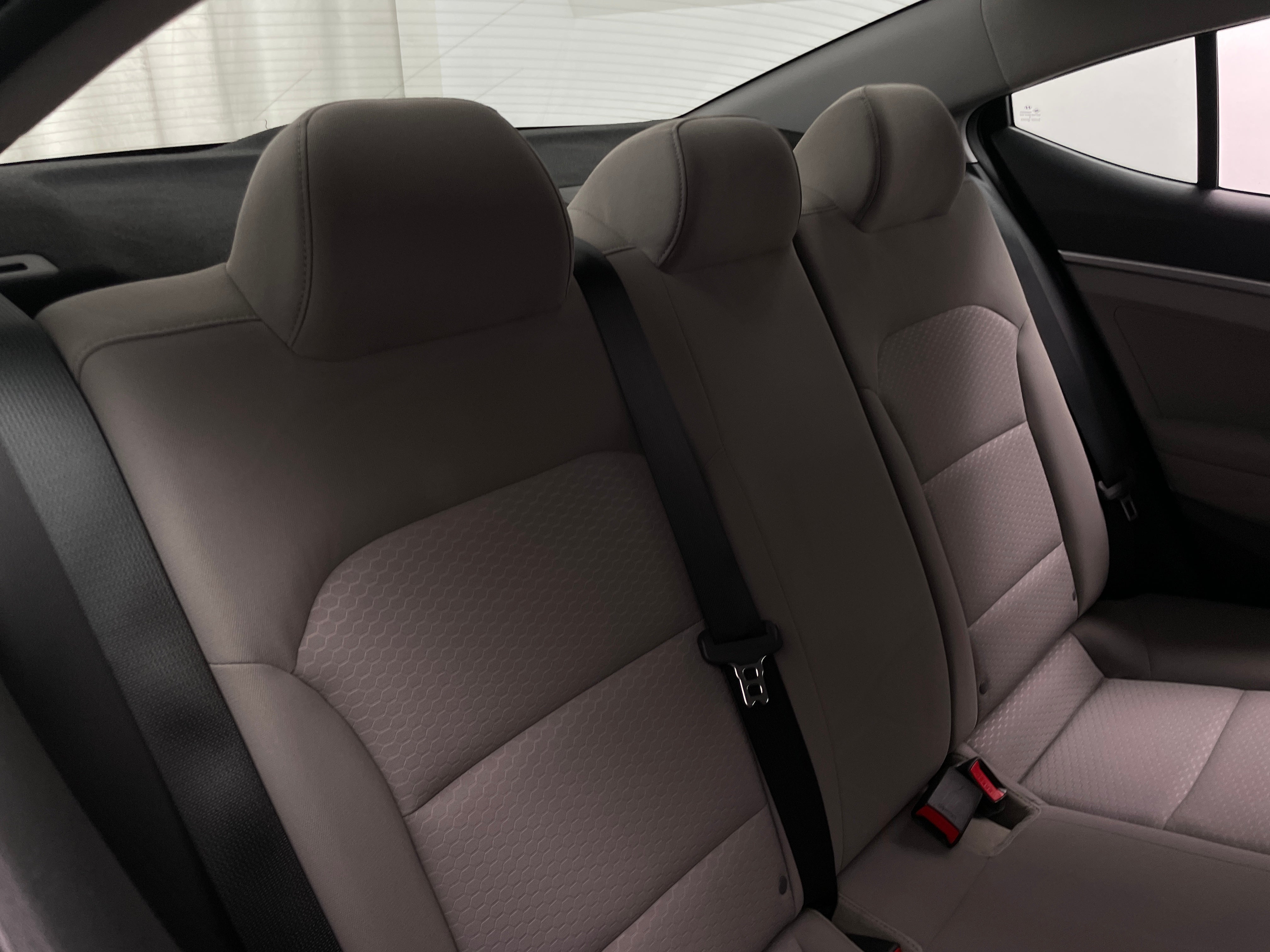 2020 Hyundai Elantra SE 6