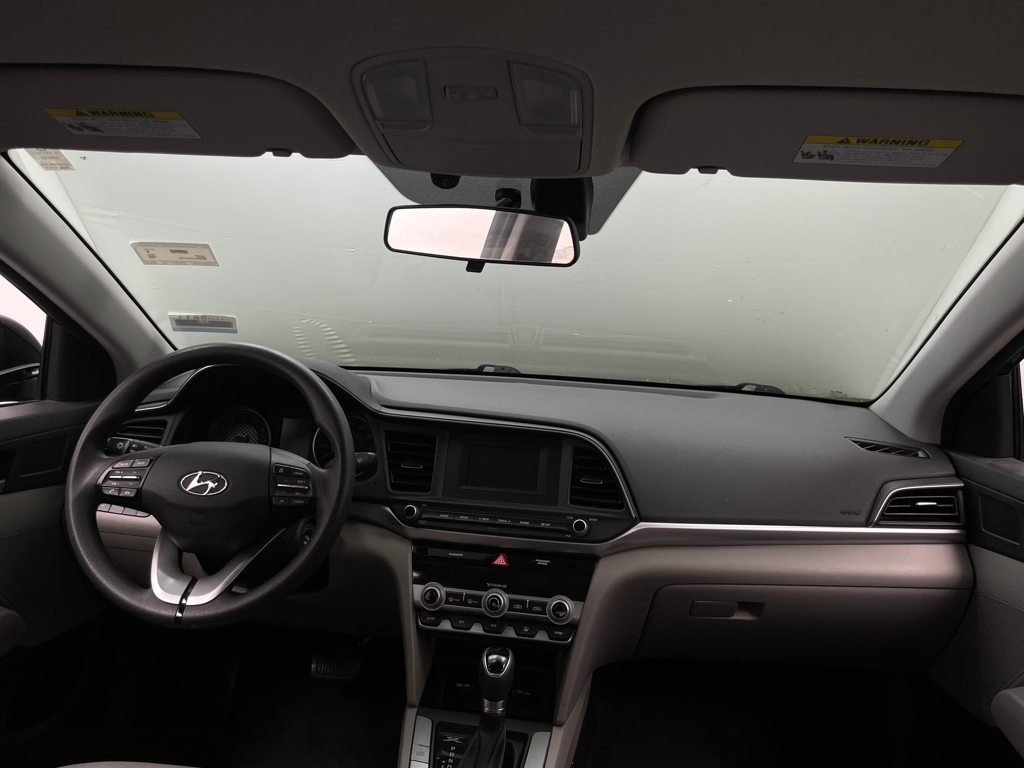 2020 Hyundai Elantra SE 3