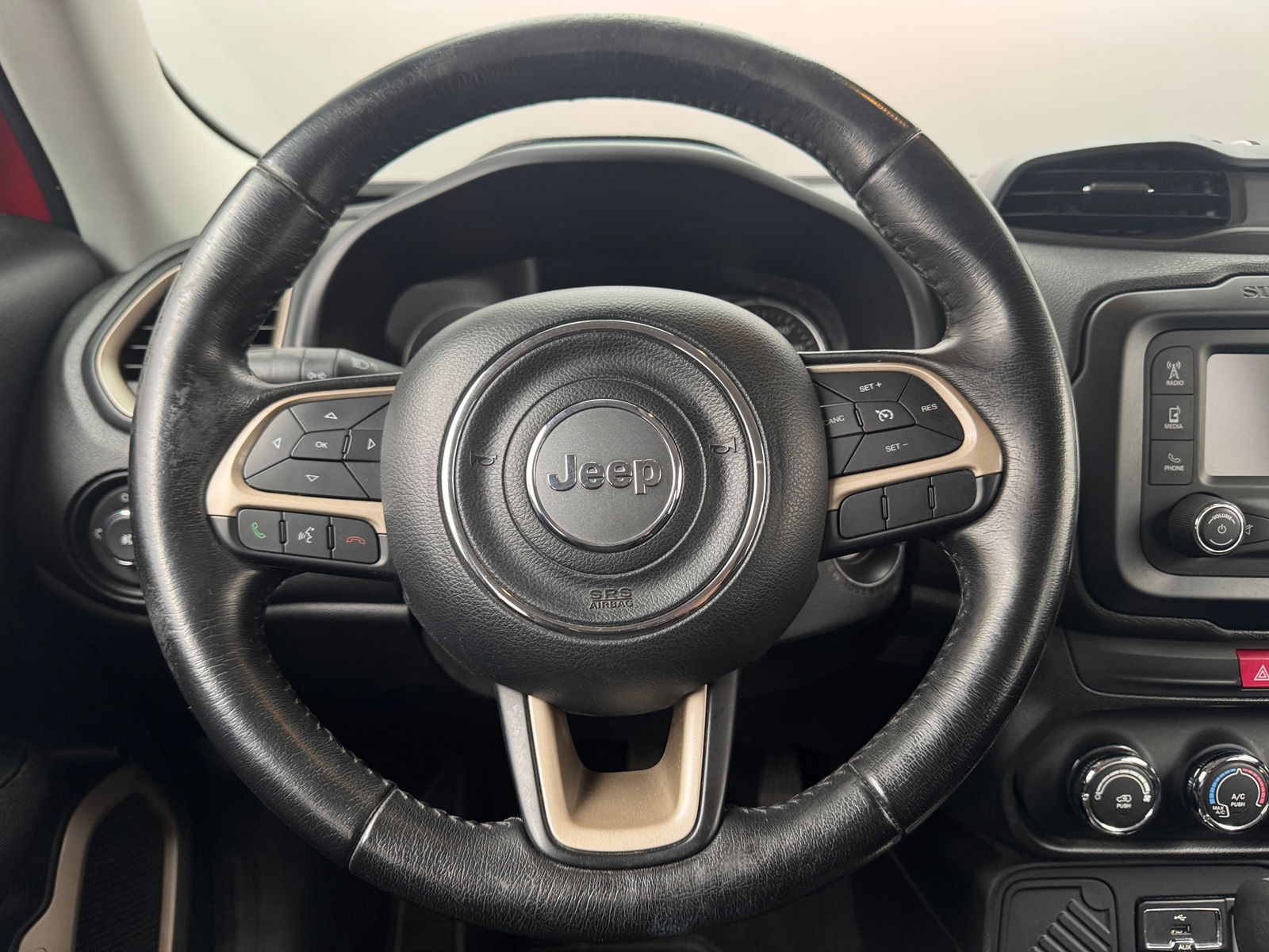 Thumbnail: 2017 Jeep Renegade - 5