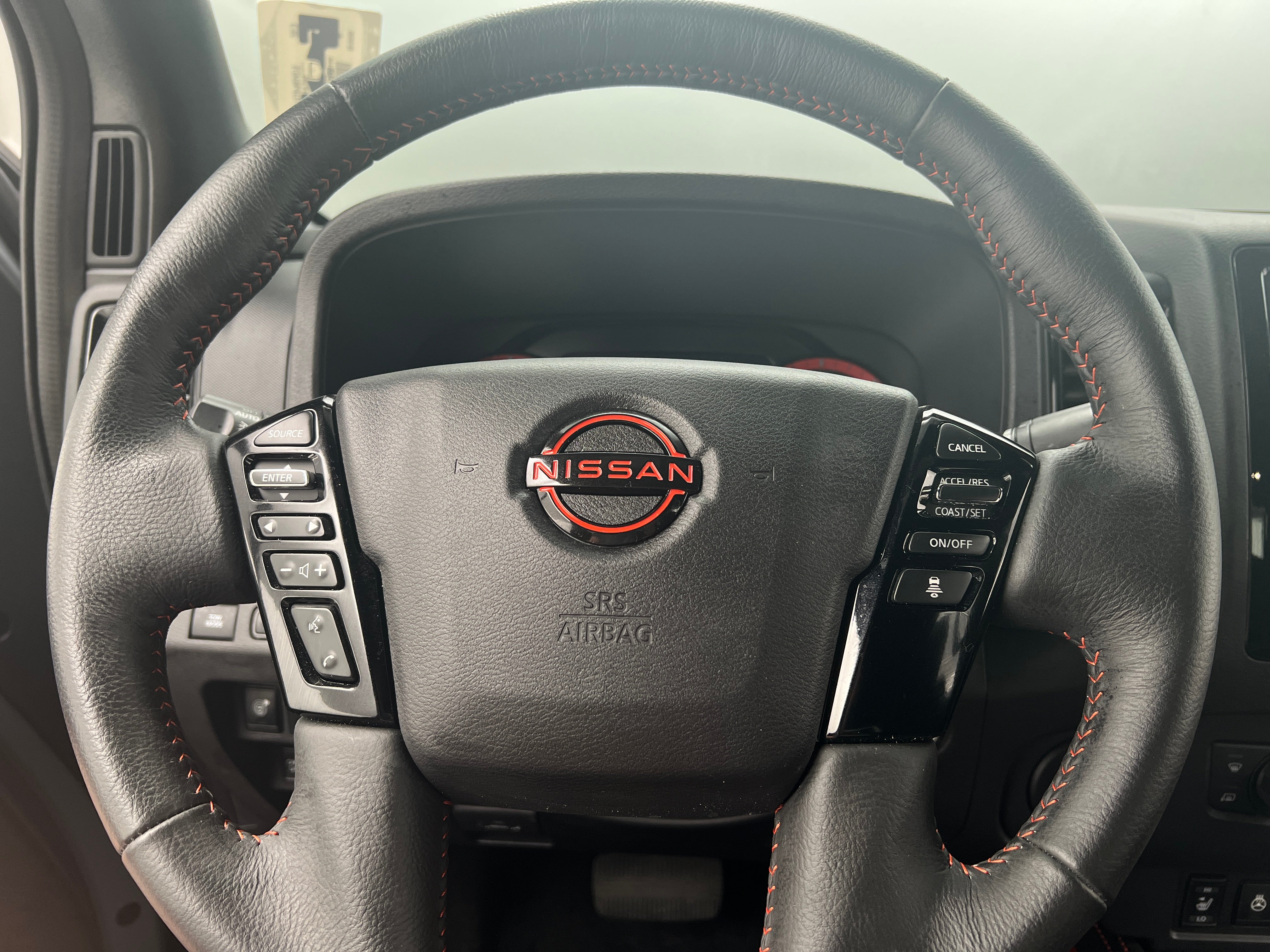 2023 Nissan Frontier PRO-X 5