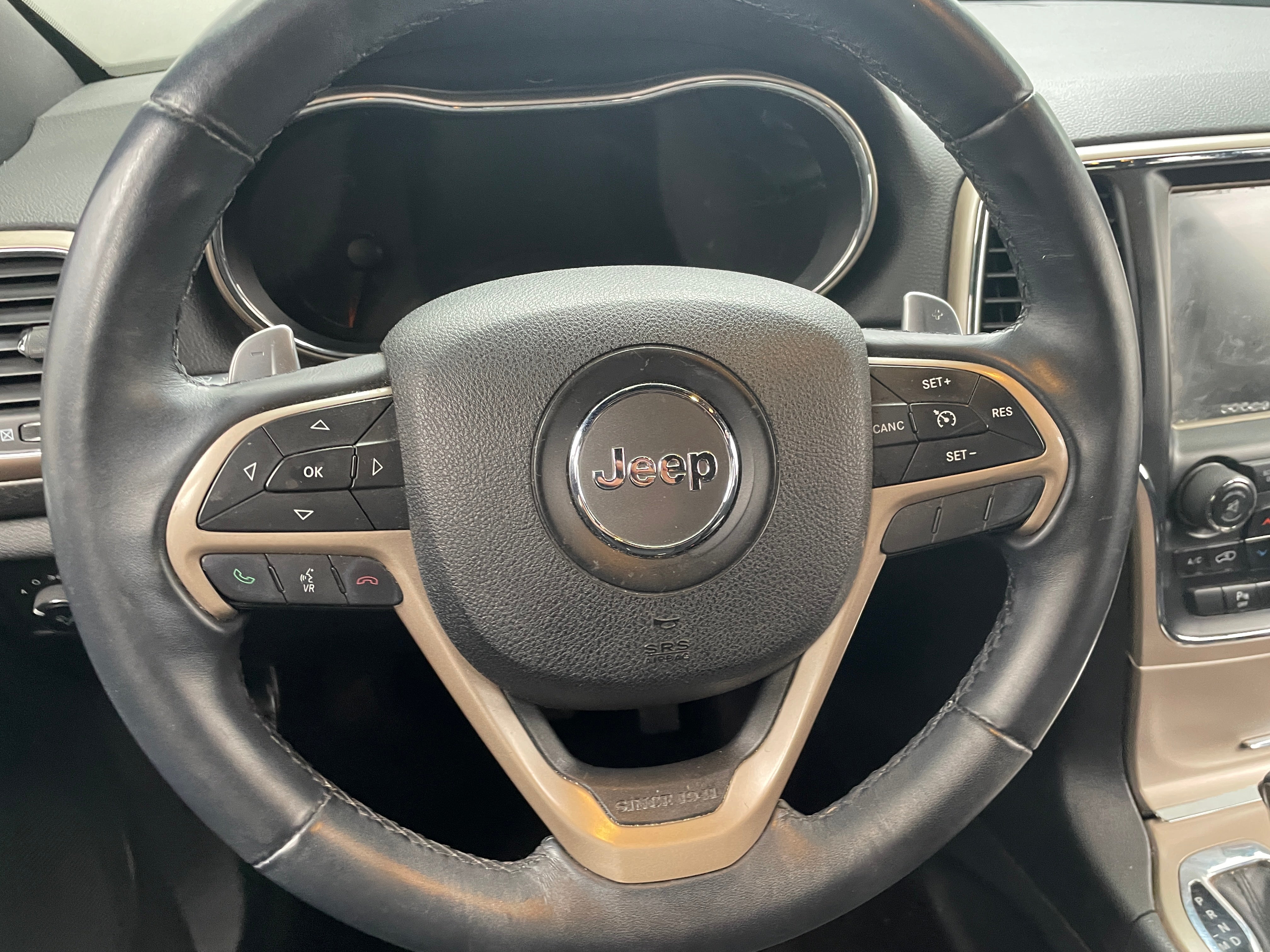 2017 Jeep Grand Cherokee Laredo 5