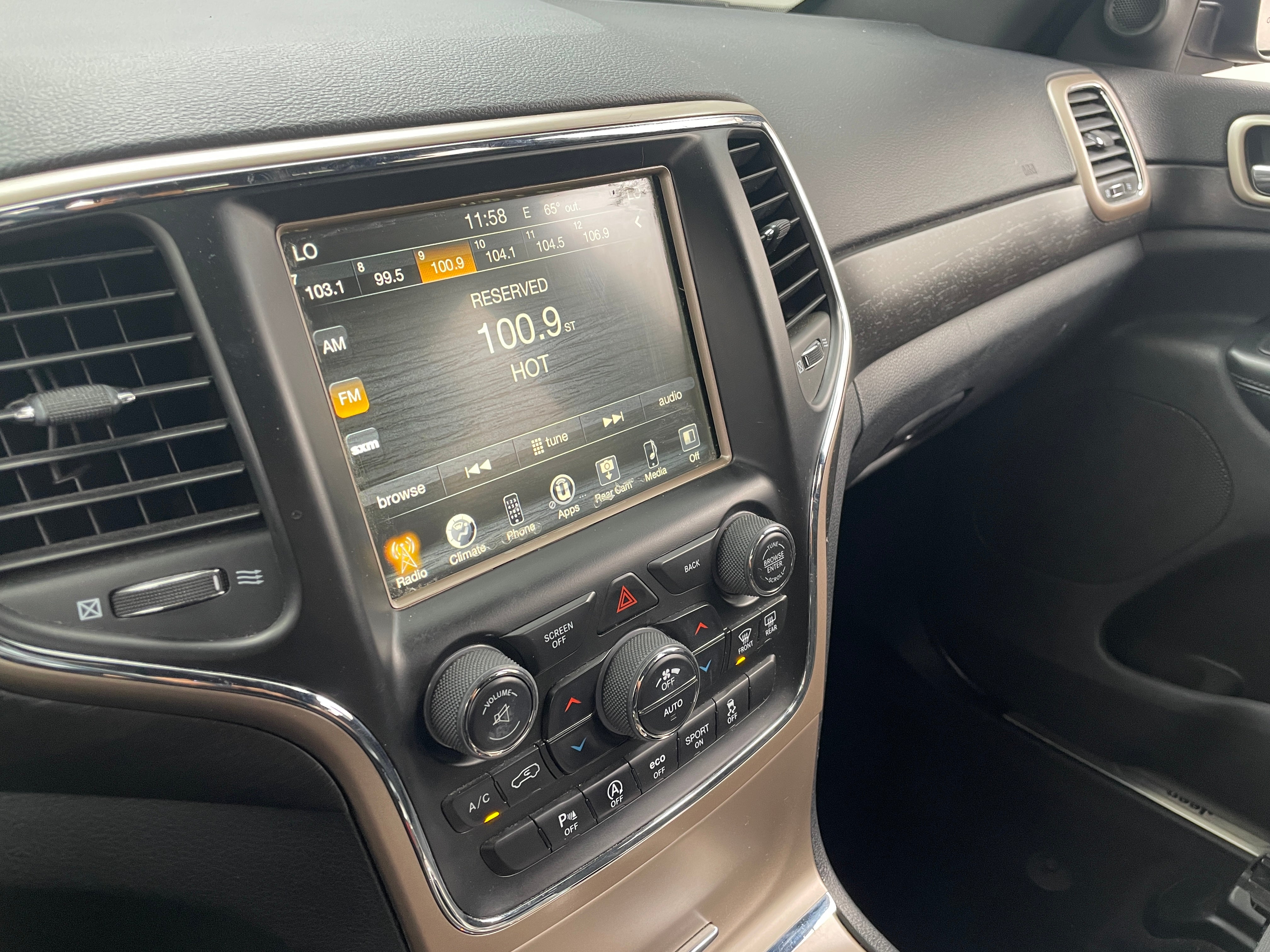 2017 Jeep Grand Cherokee Laredo 4